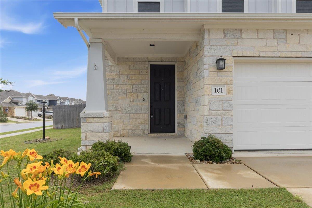 101 Free Stone Dr, Georgetown, TX 78628