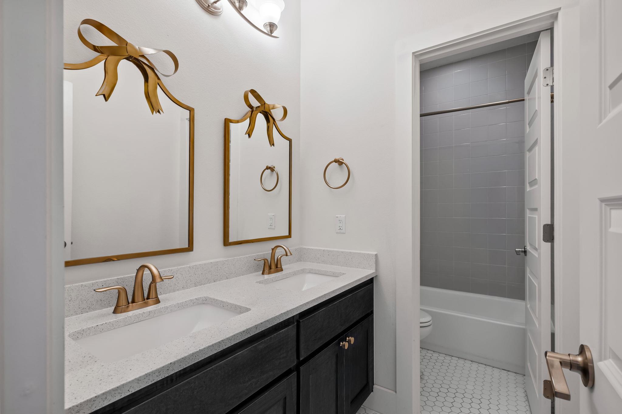 12917 Mitica Dr, Austin, TX 78739