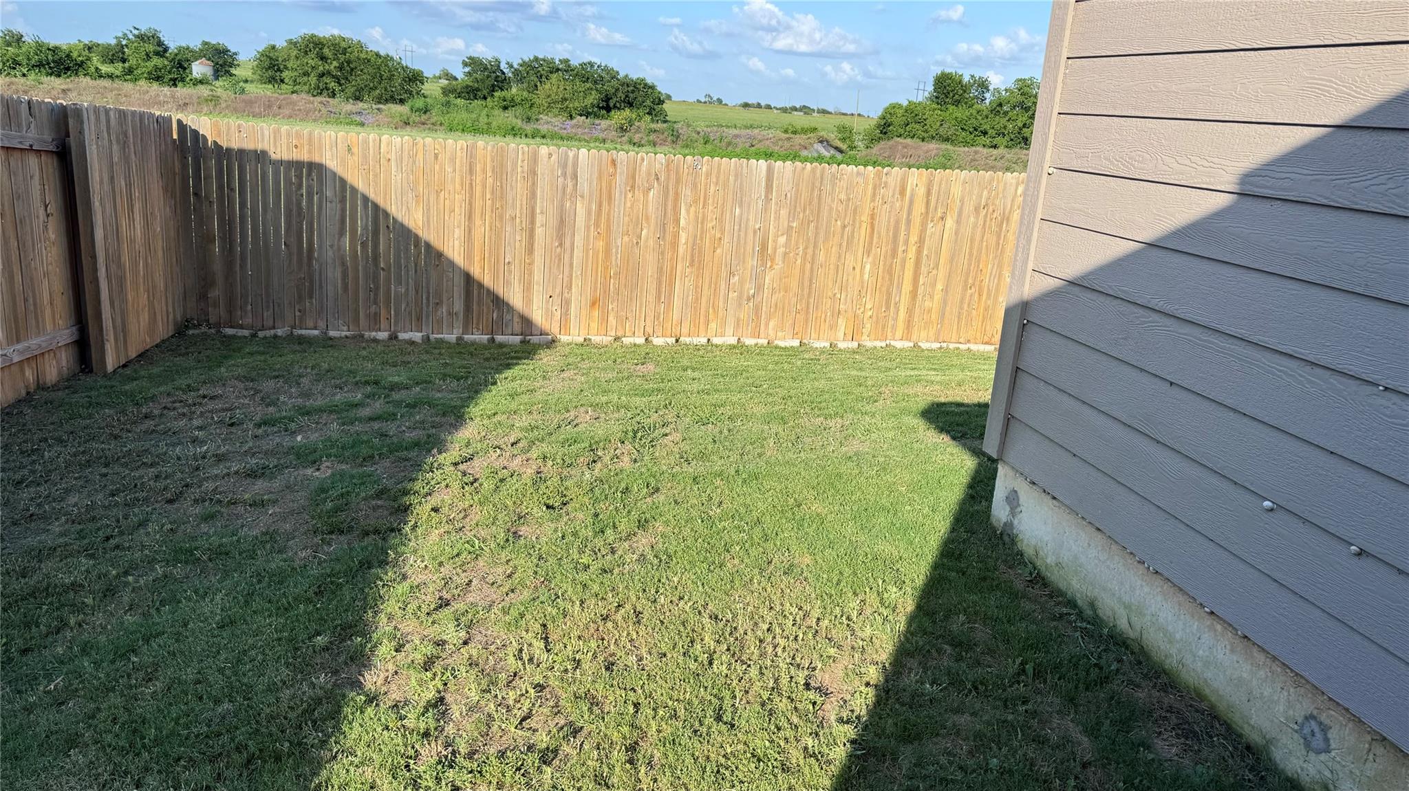 1017 Riverdale Cv, Jarrell, TX 76537
