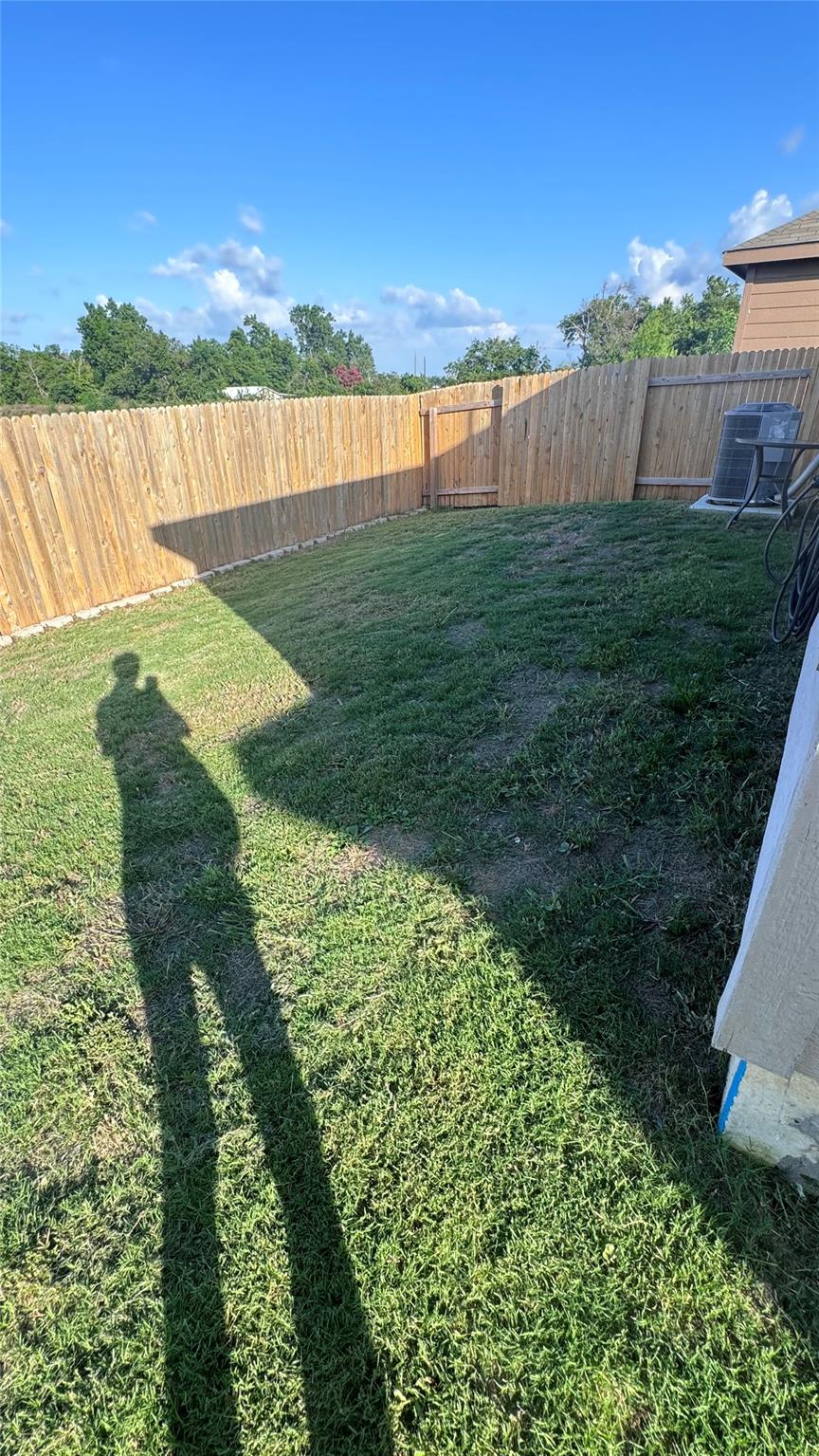 1017 Riverdale Cv, Jarrell, TX 76537