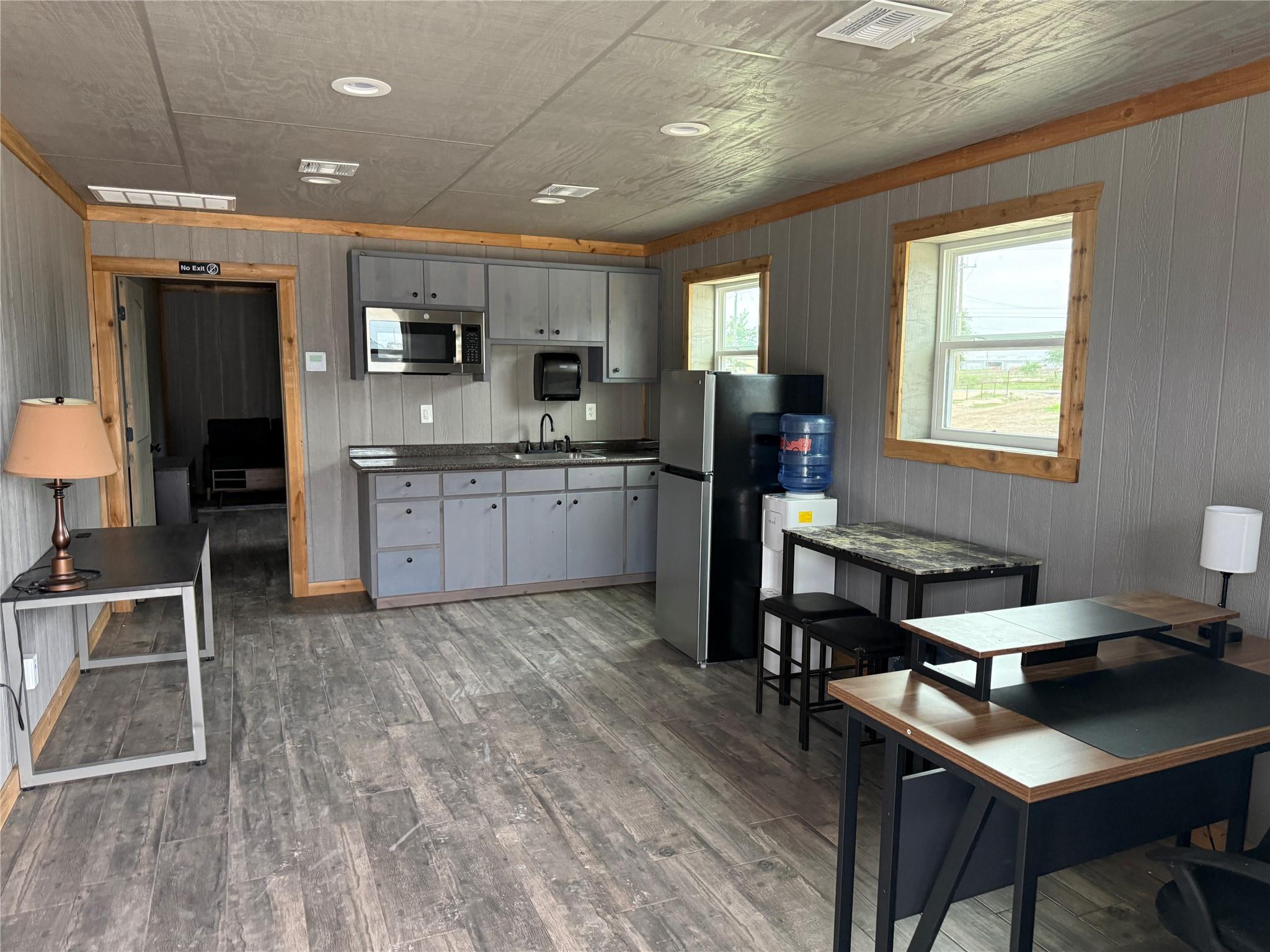 10141 CR 310 County Road 310 Rd, Jarrell, TX 76537