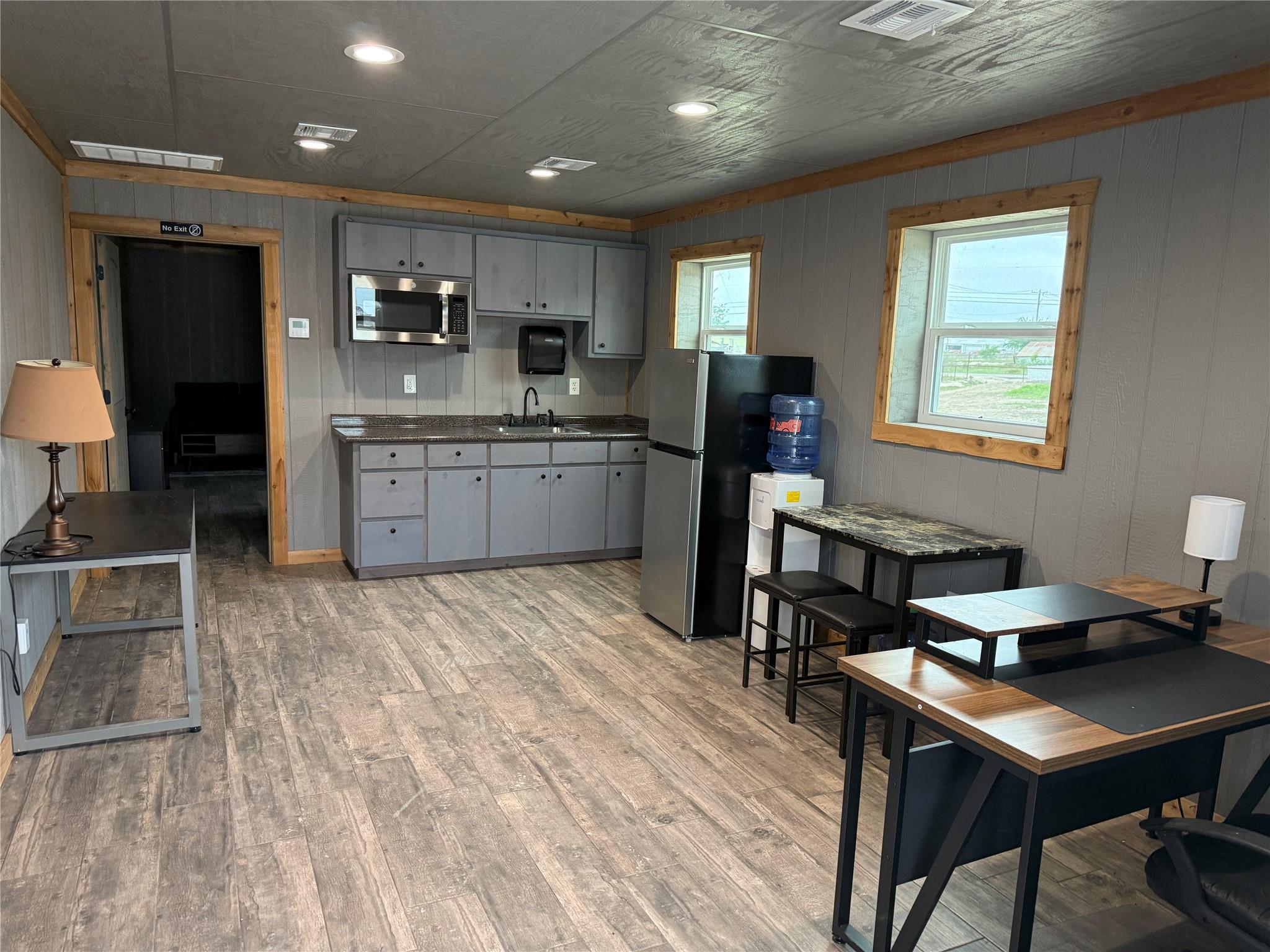 10141 CR 310 County Road 310 Rd, Jarrell, TX 76537