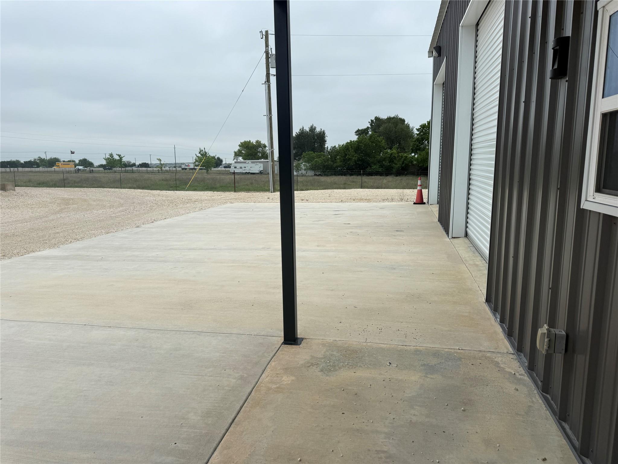 10141 CR 310 County Road 310 Rd, Jarrell, TX 76537