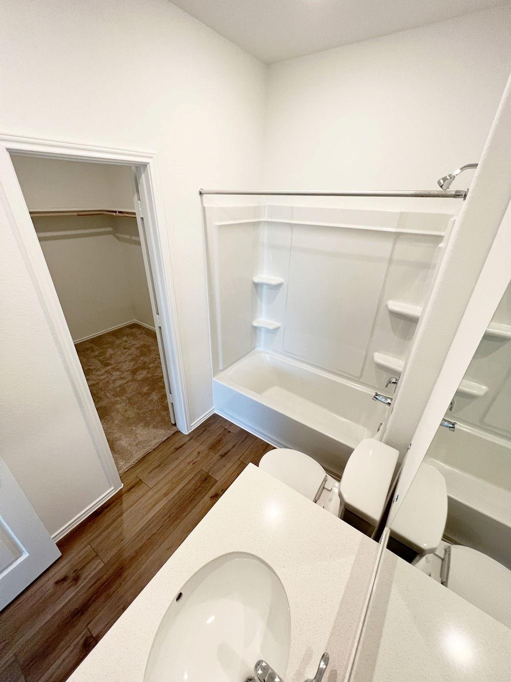 1127 Catfish Ln, Bastrop, TX 78602