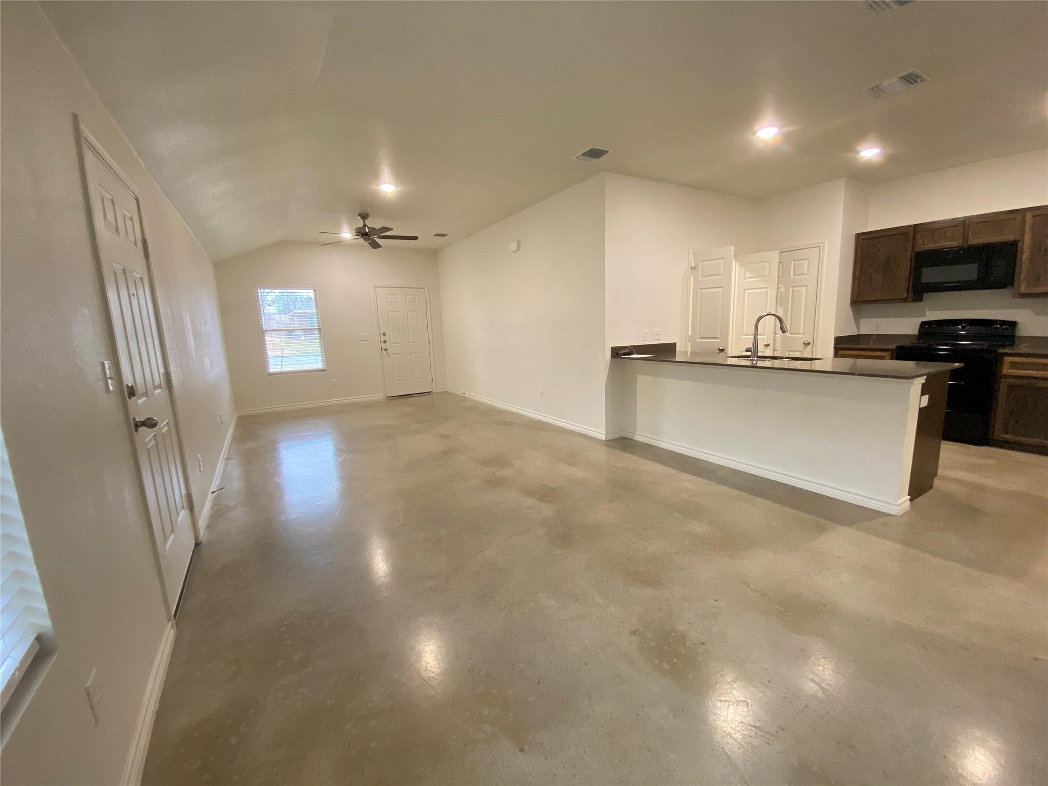 2320 Duntov Dr # B, Temple, TX 76504