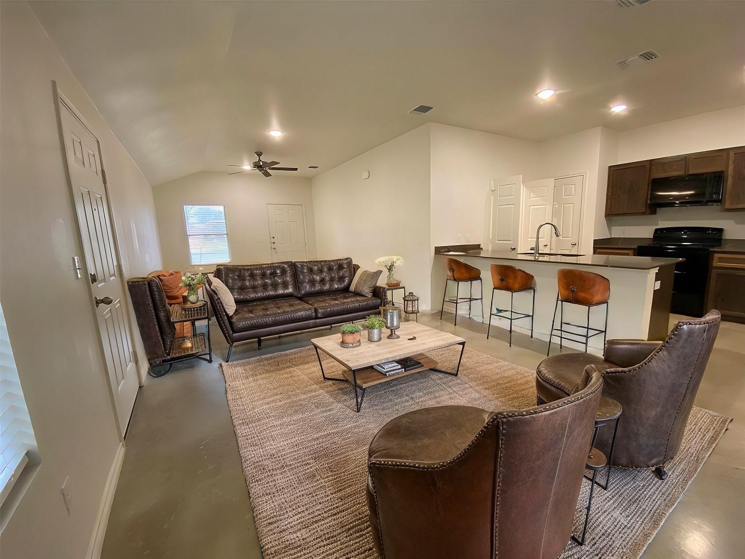 2320 Duntov Dr # B, Temple, TX 76504