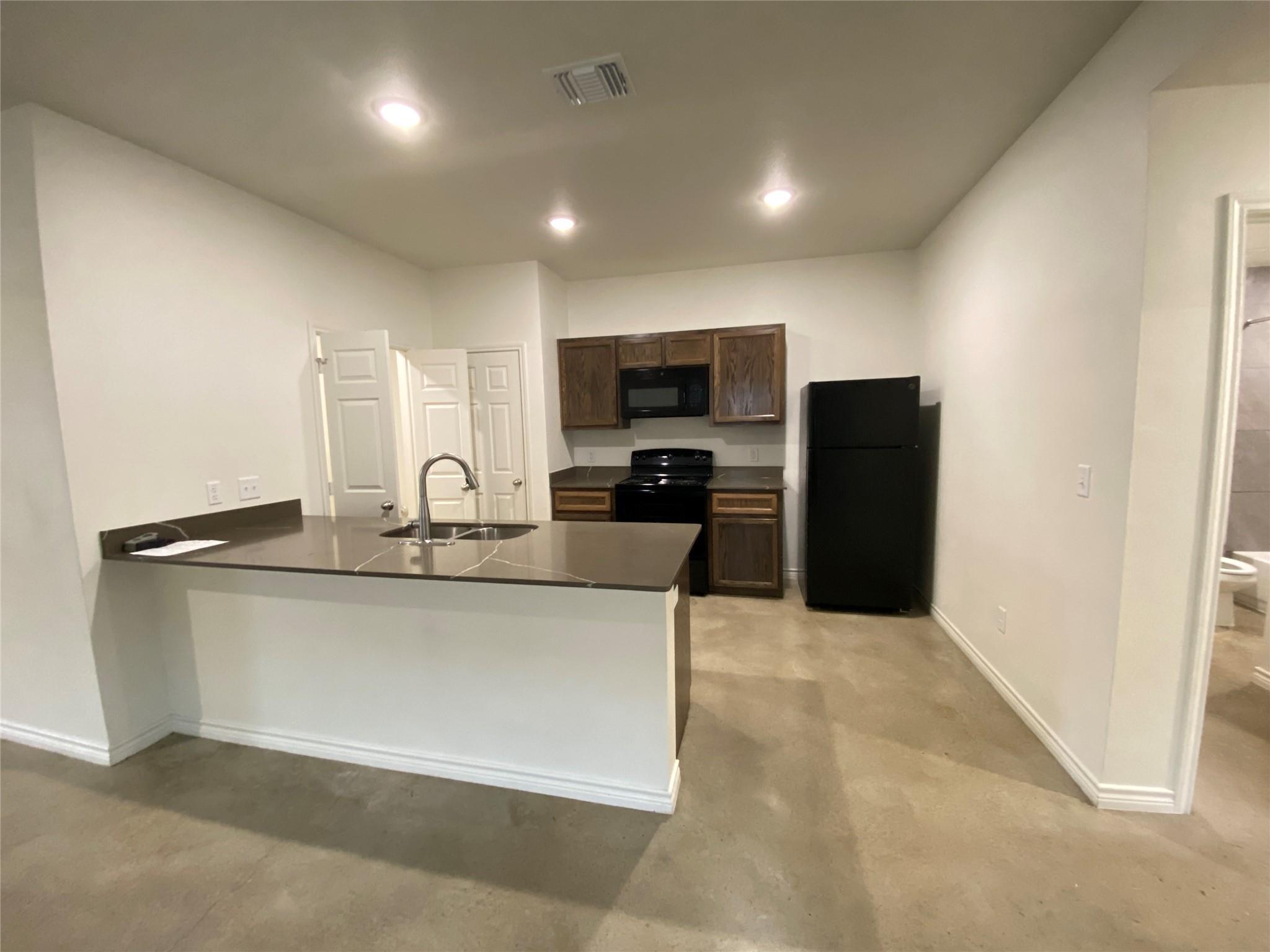 2320 Duntov Dr # B, Temple, TX 76504