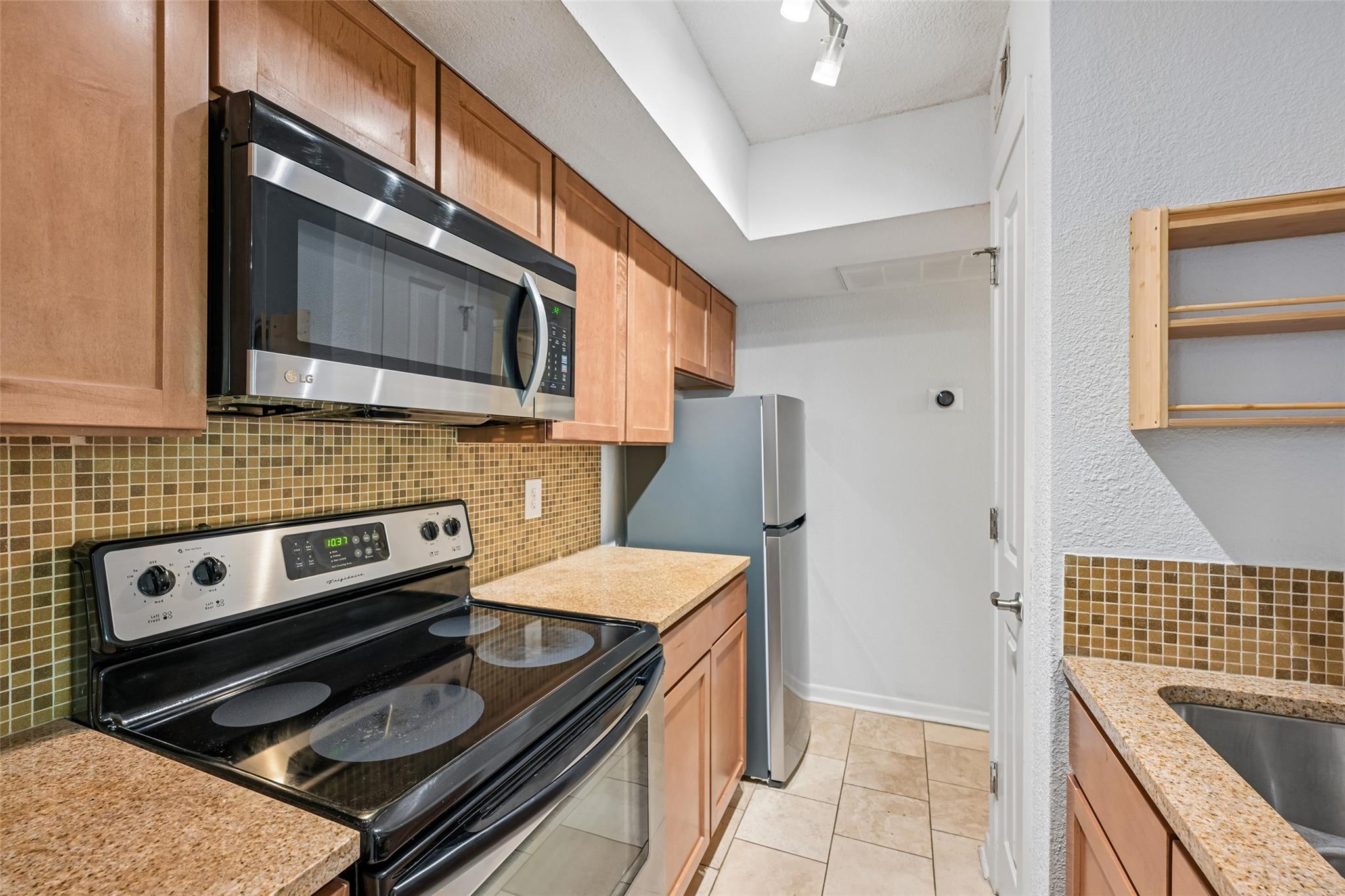 3204 Menchaca Rd # 115, Austin, TX 78704