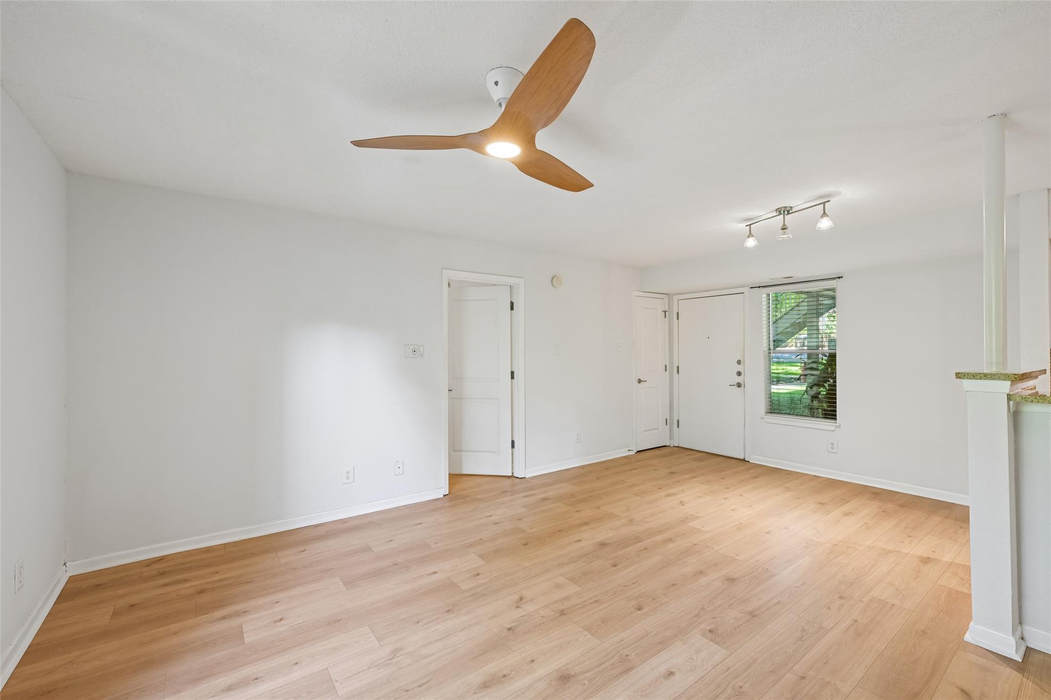 3204 Menchaca Rd # 115, Austin, TX 78704