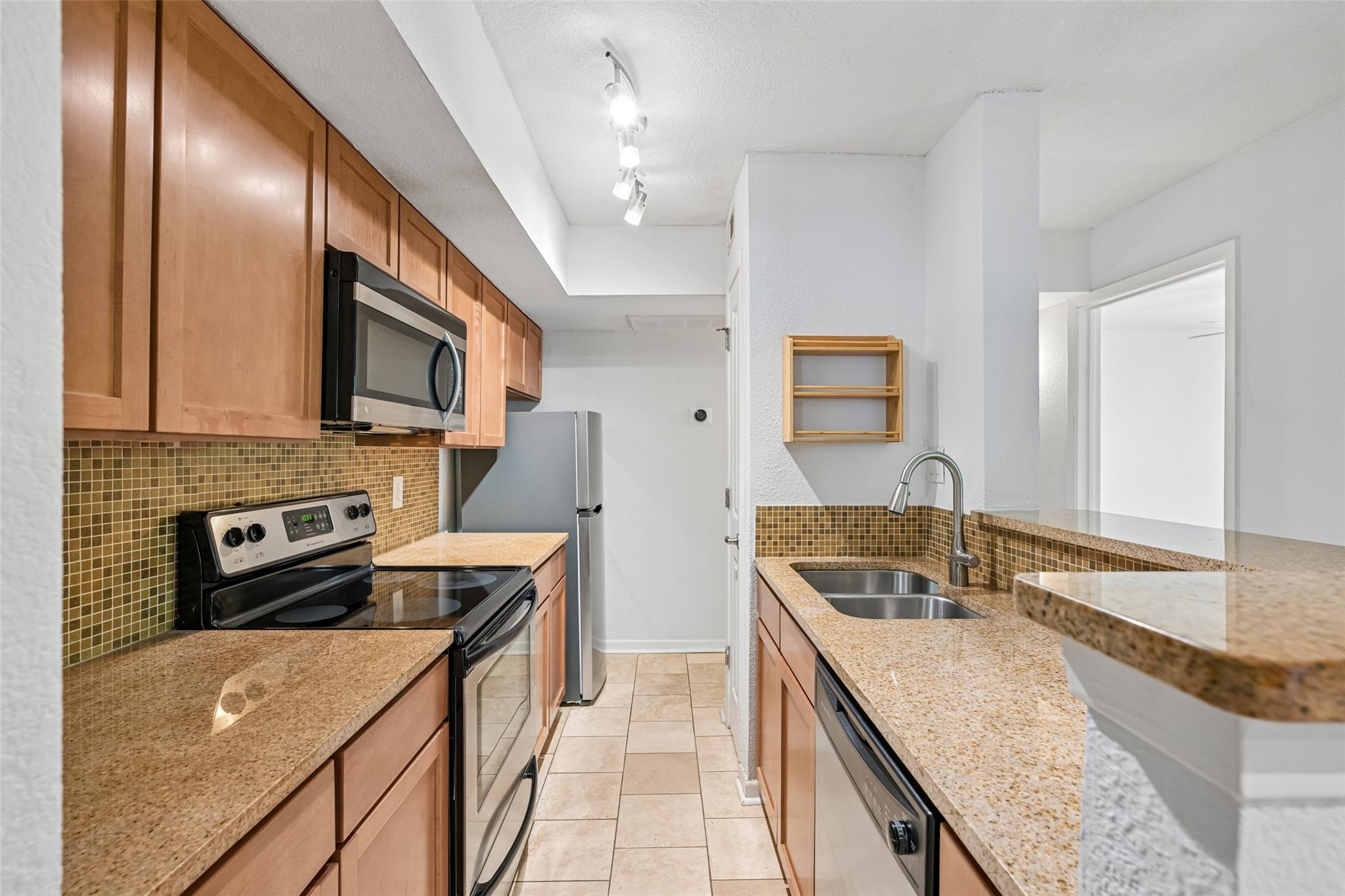 3204 Menchaca Rd # 115, Austin, TX 78704