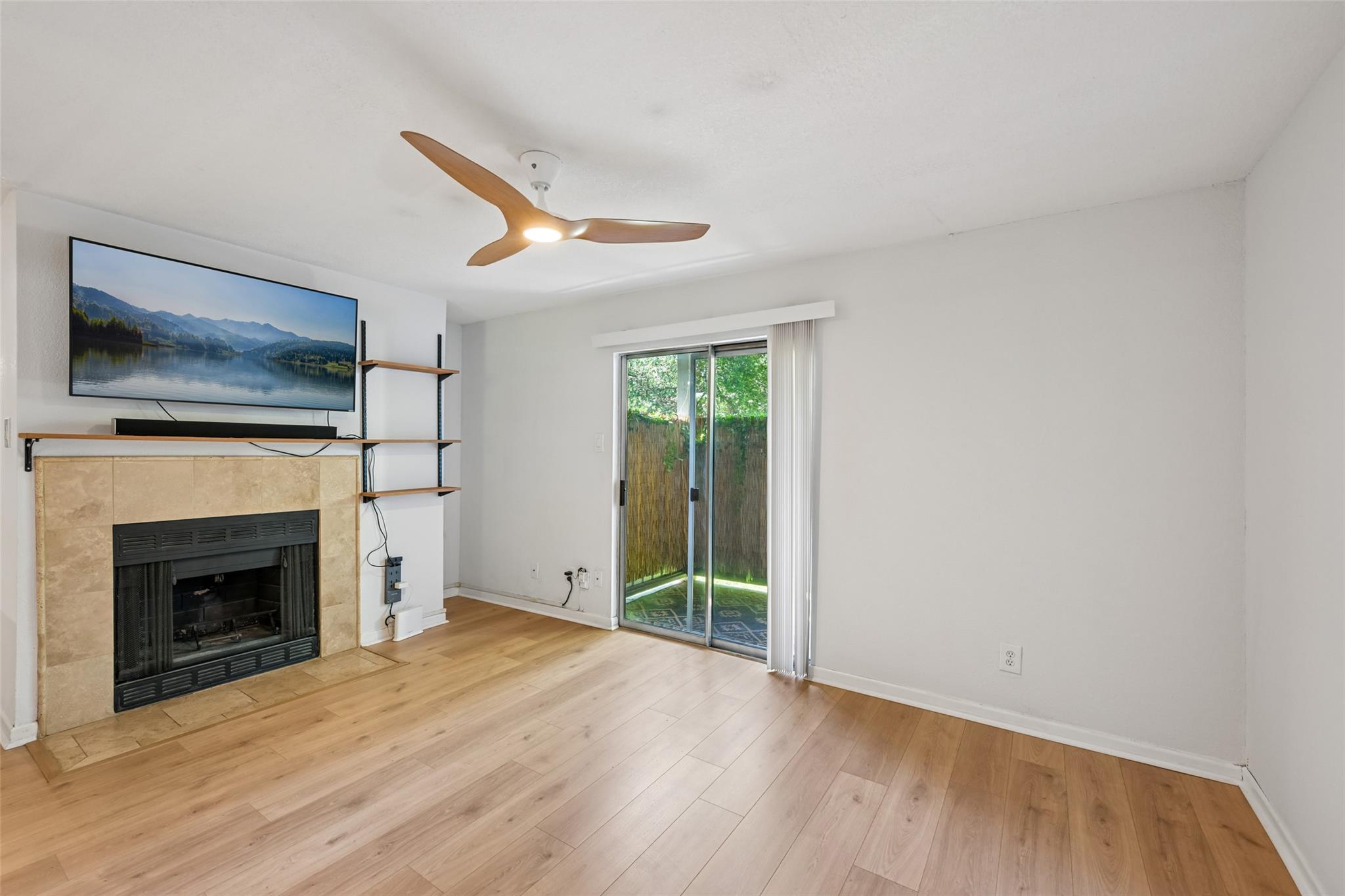 3204 Menchaca Rd # 115, Austin, TX 78704