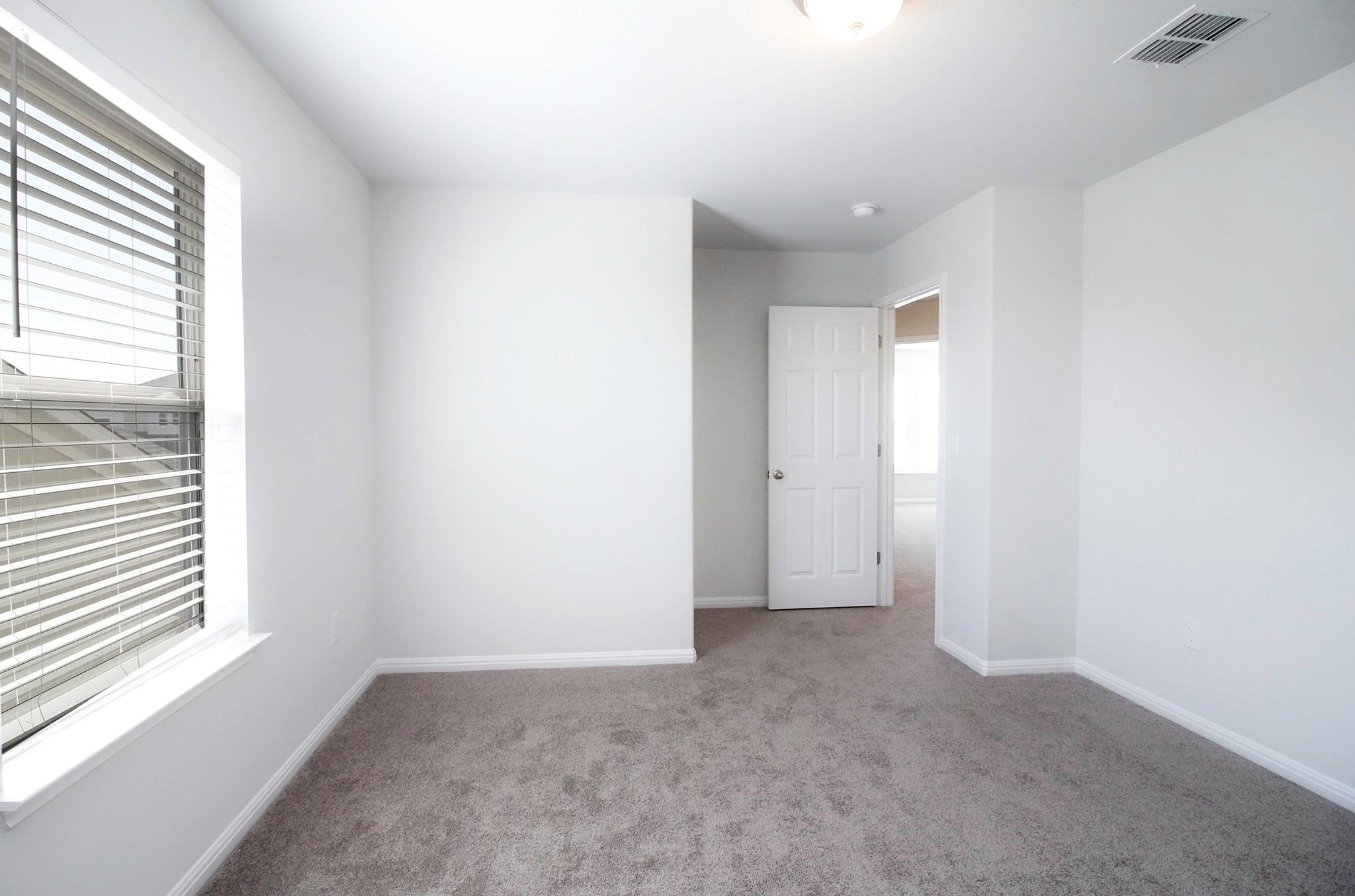 10305 Forest Grove Dr, Austin, TX 78747