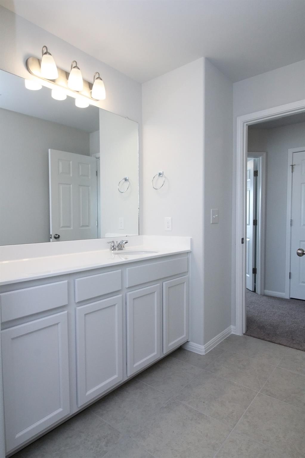 10305 Forest Grove Dr, Austin, TX 78747