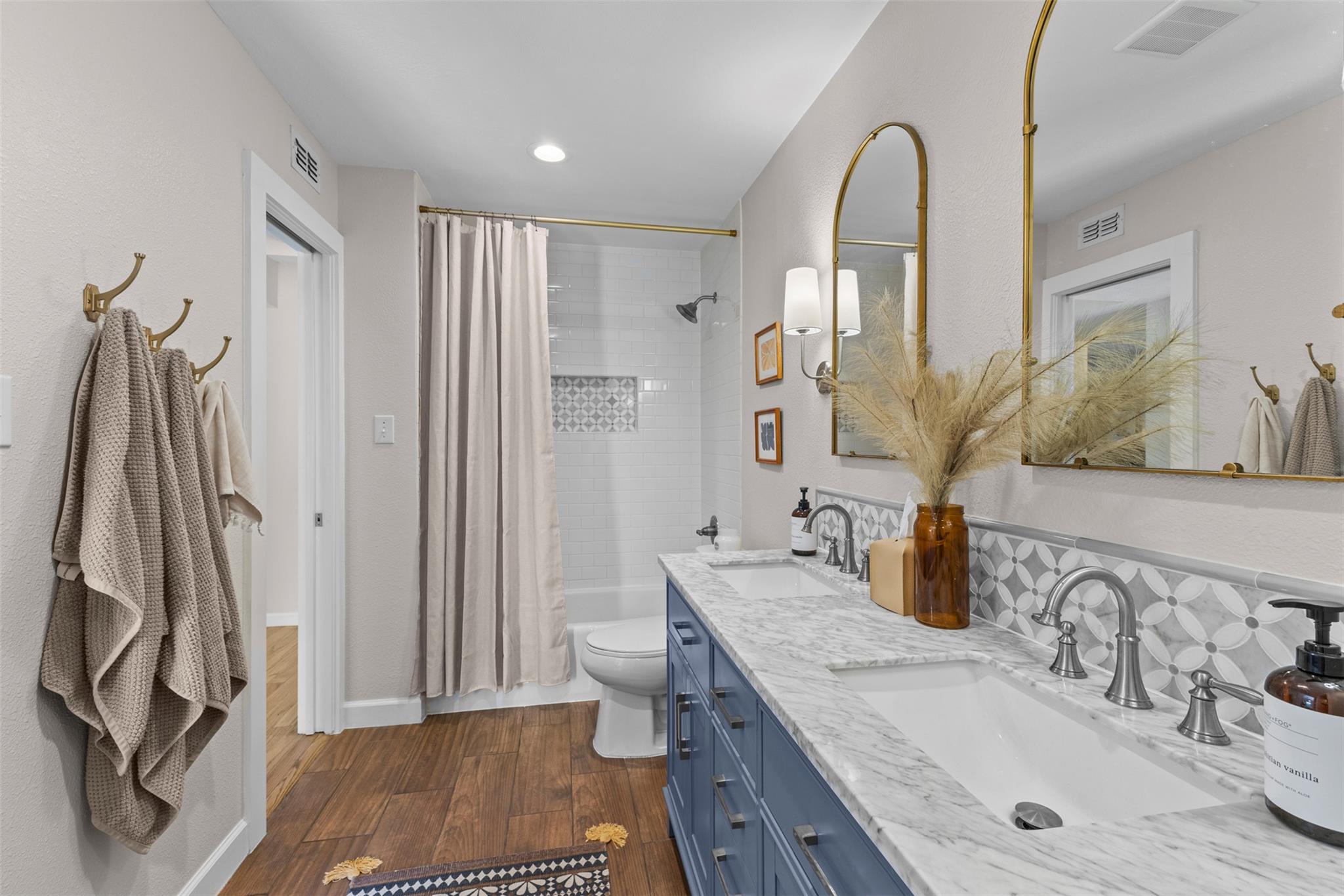 11002 Hillside Oak Ln, Austin, TX 78750