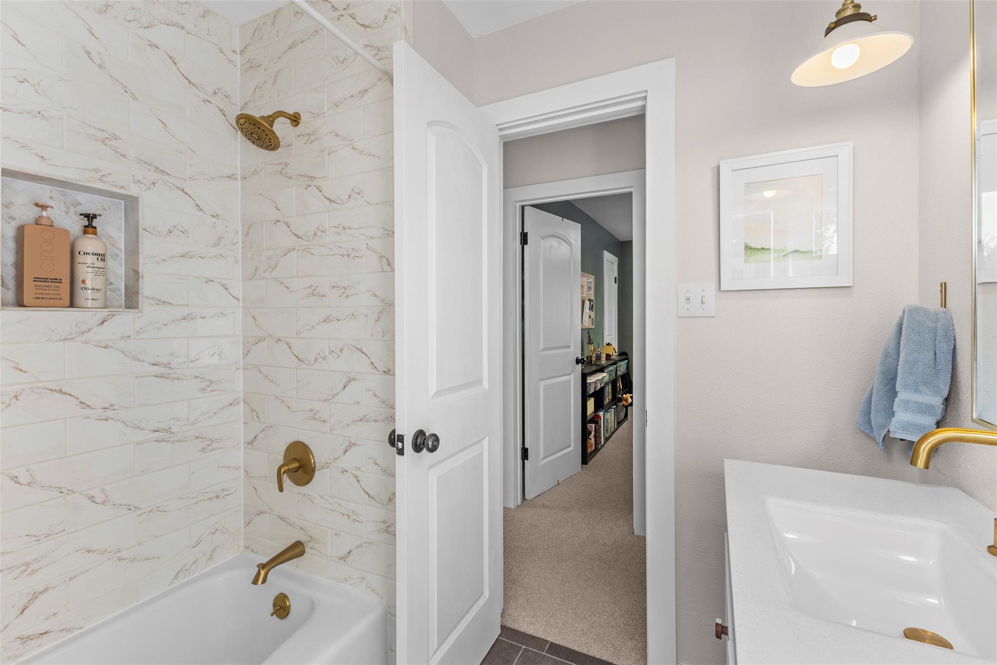 11002 Hillside Oak Ln, Austin, TX 78750