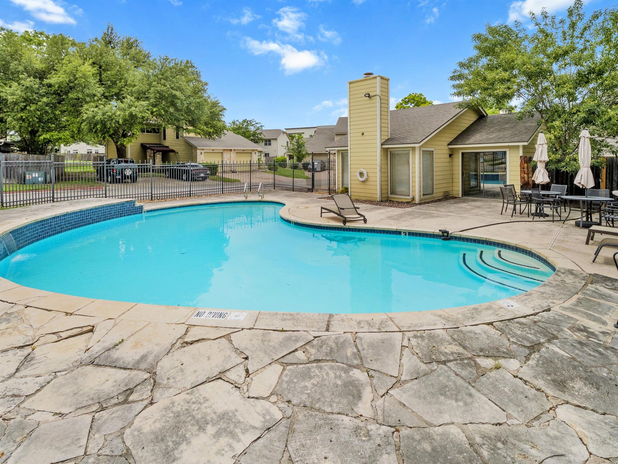 512 Eberhart Ln # 1003, Austin, TX 78745