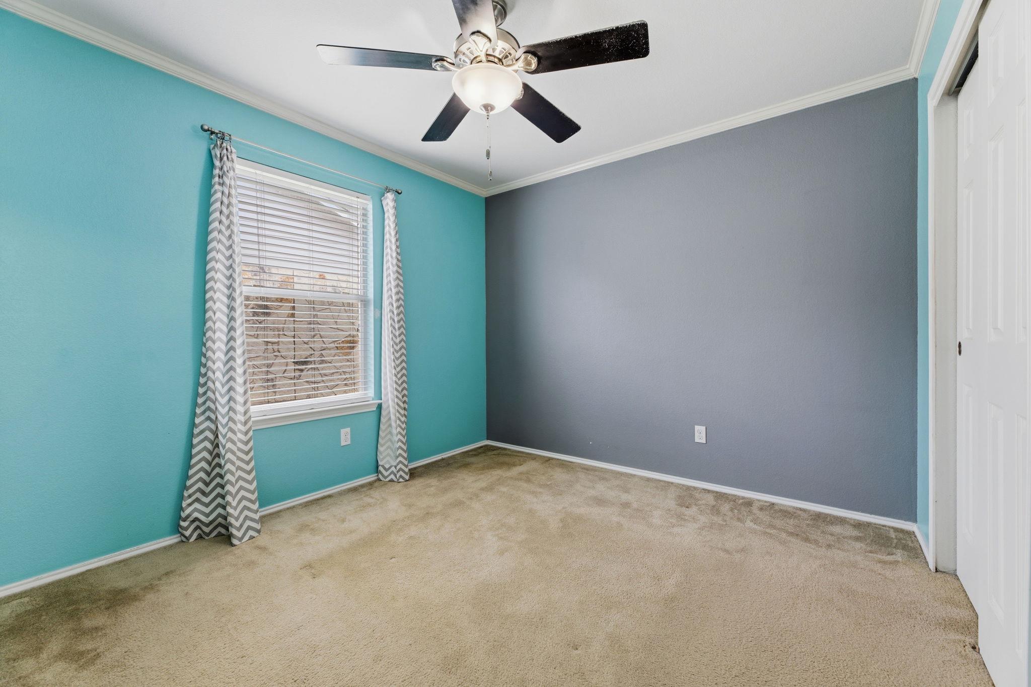 12601 Wayne Spur Ln, Elgin, TX 78621