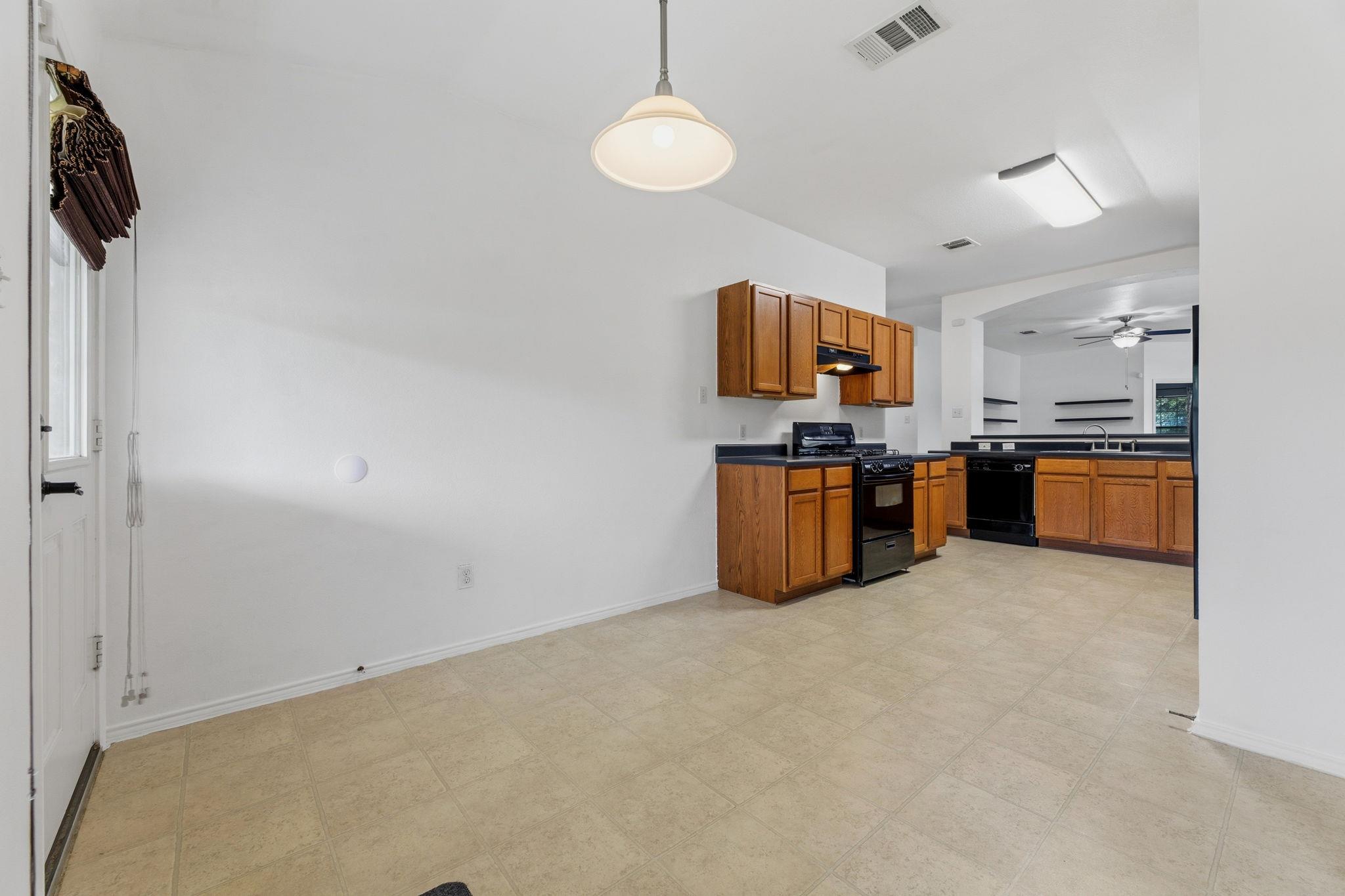 12601 Wayne Spur Ln, Elgin, TX 78621