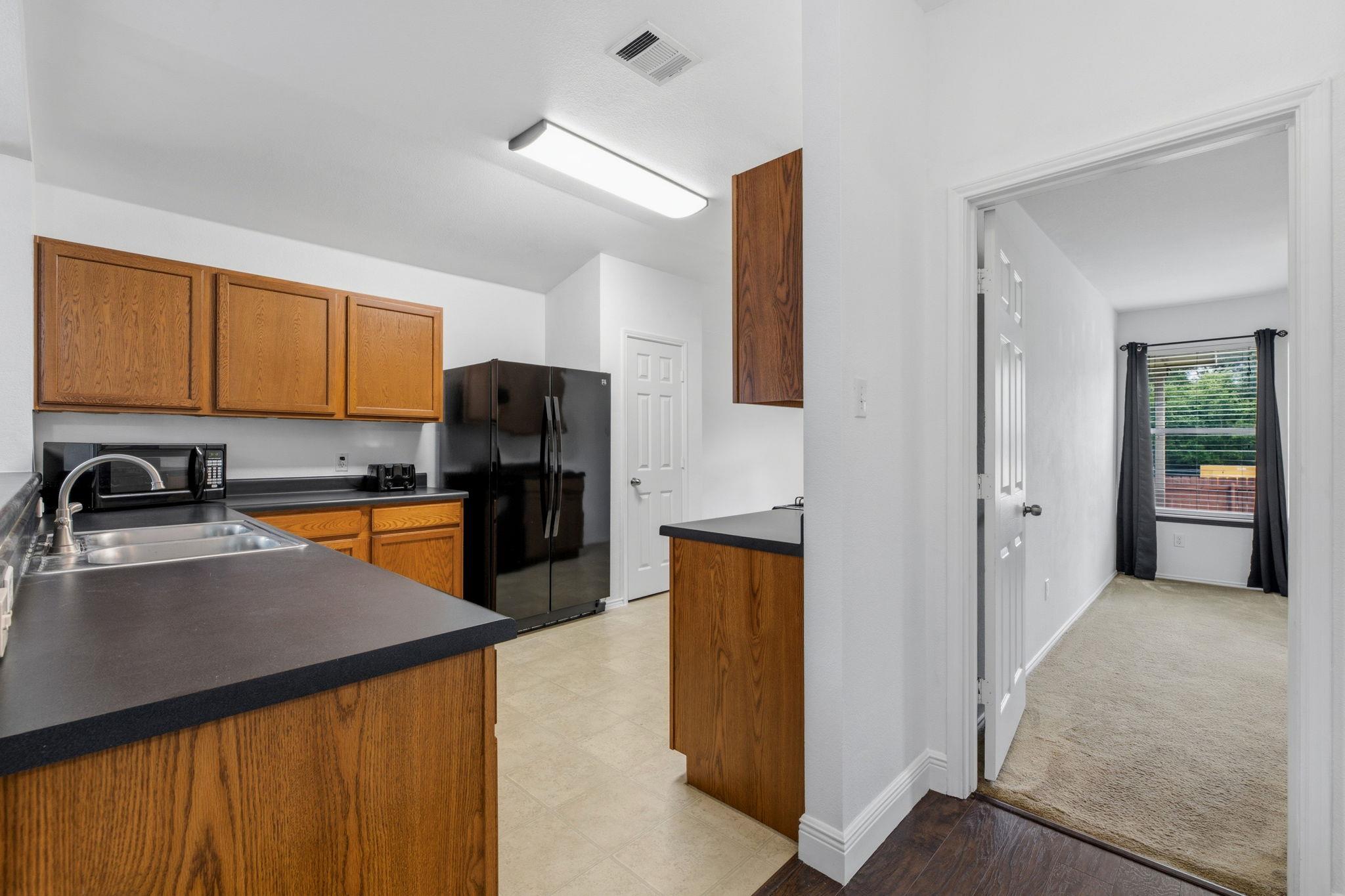 12601 Wayne Spur Ln, Elgin, TX 78621