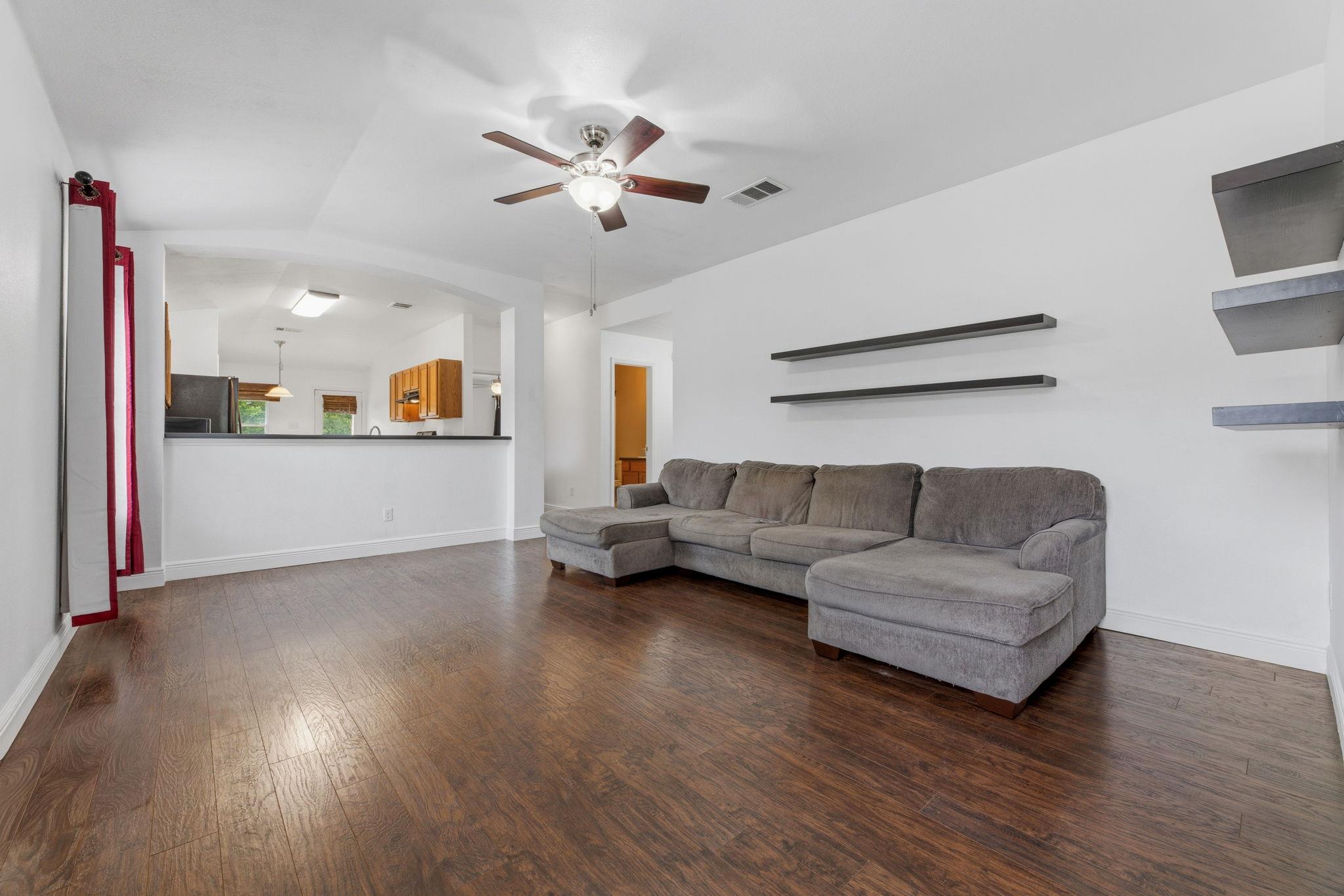 12601 Wayne Spur Ln, Elgin, TX 78621