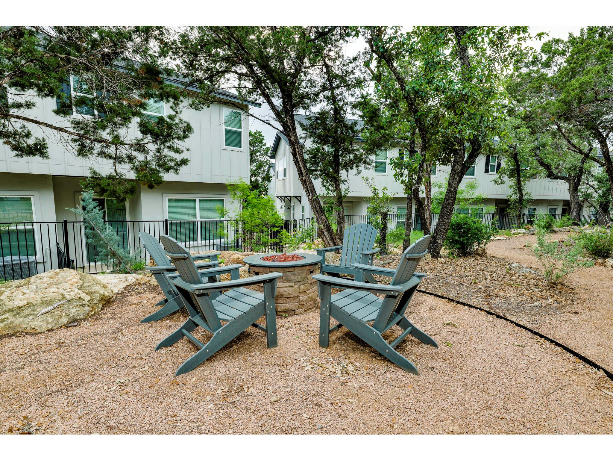 12001 Vista Parke Dr # 1103, Austin, TX 78726