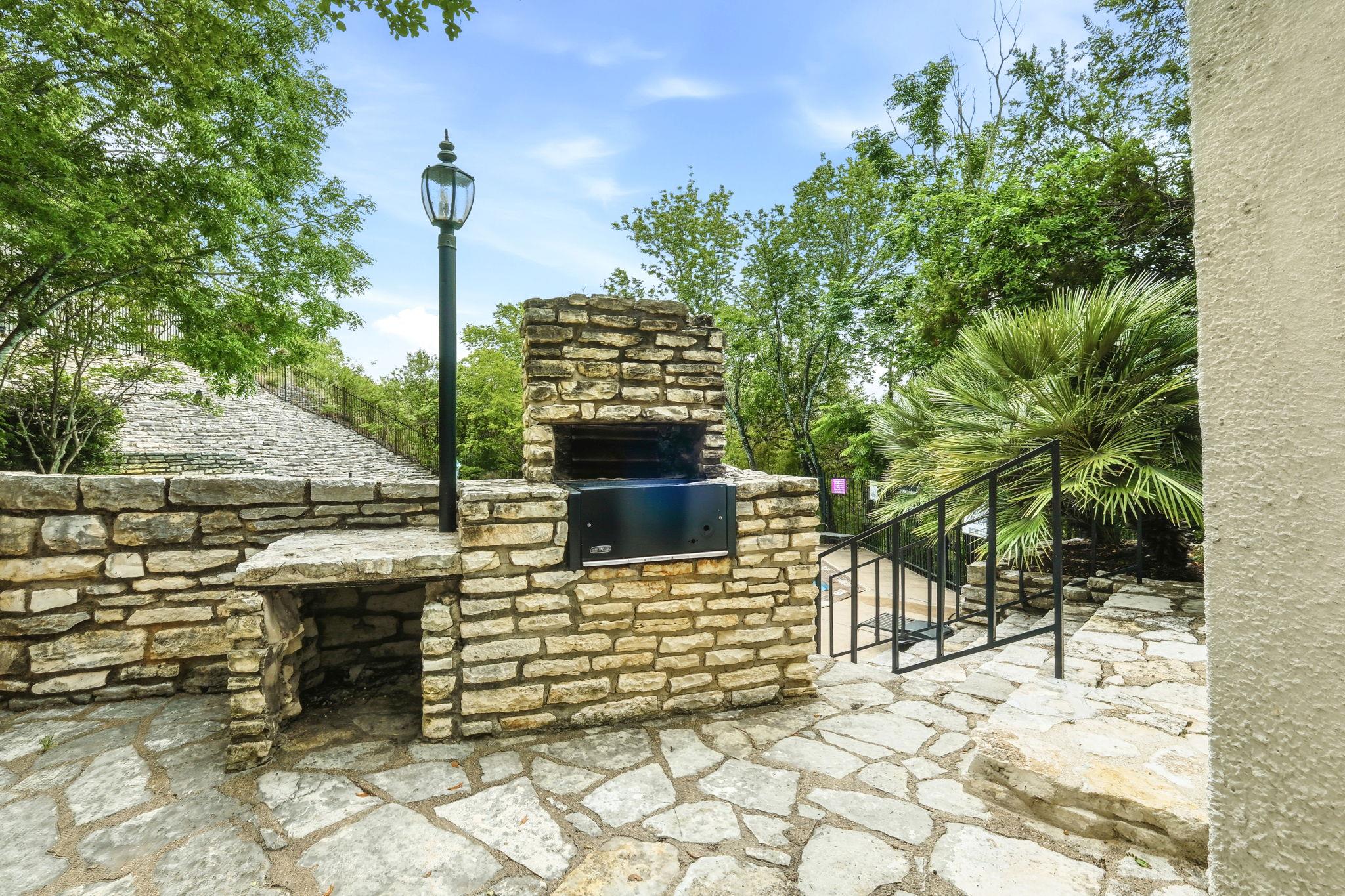 6910 Hart Ln # 912, Austin, TX 78731