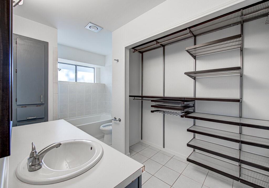 12323 Tomanet Trl, Austin, TX 78758