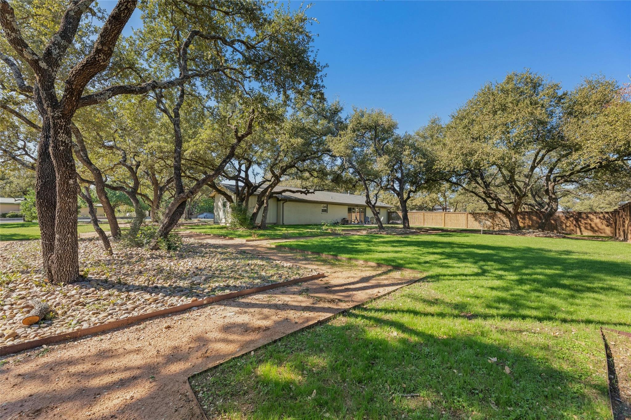 10002 Lake Ridge Dr # Main House, Austin, TX 78733