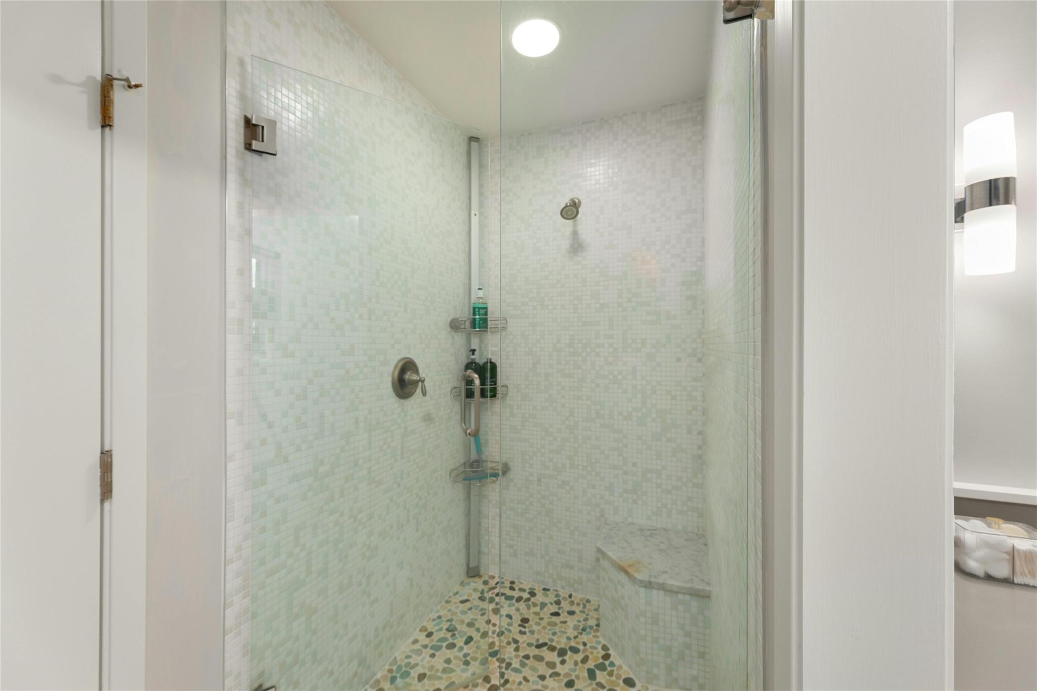 10002 Lake Ridge Dr # Main House, Austin, TX 78733