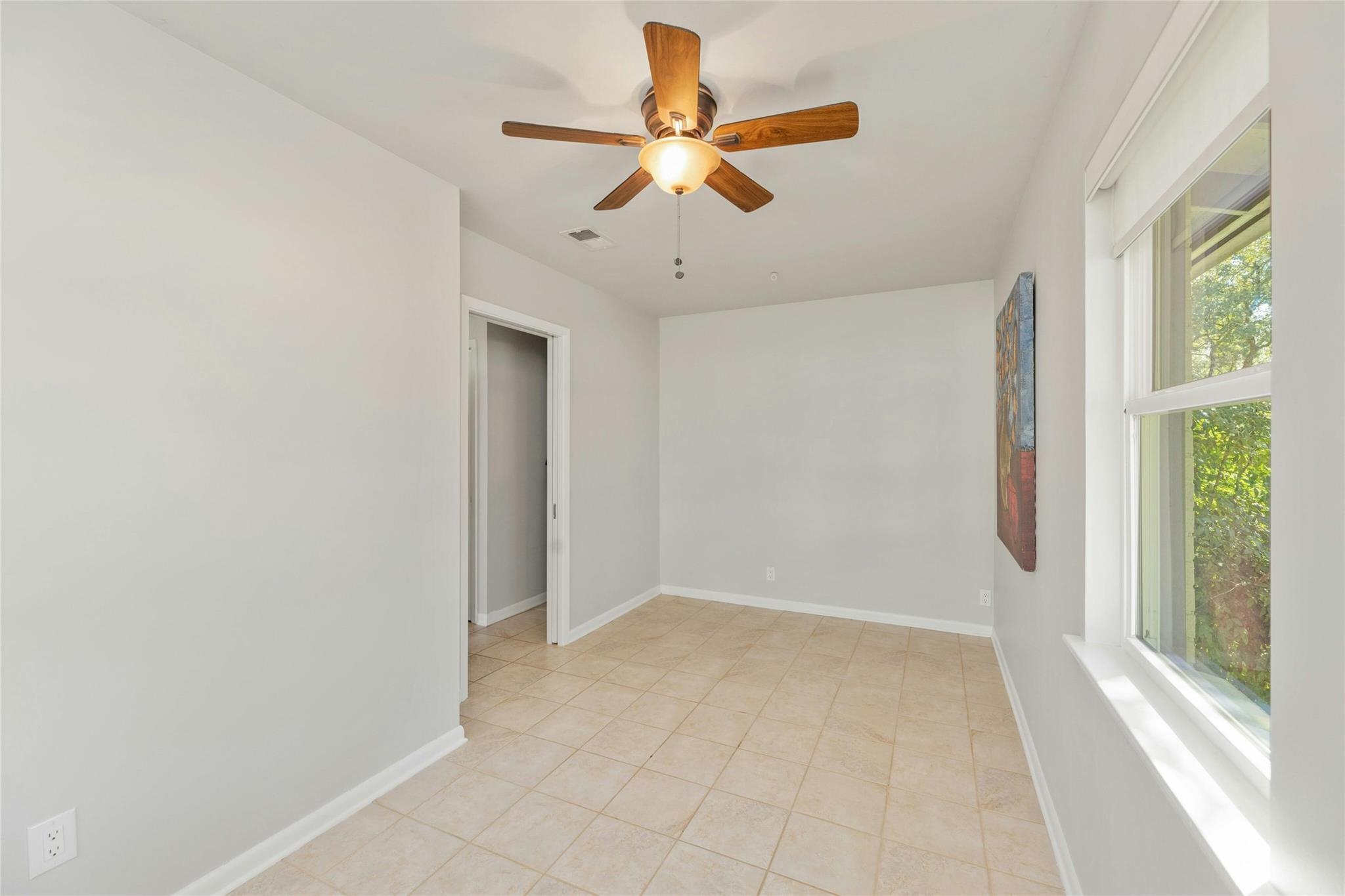 10002 Lake Ridge Dr # Main House, Austin, TX 78733