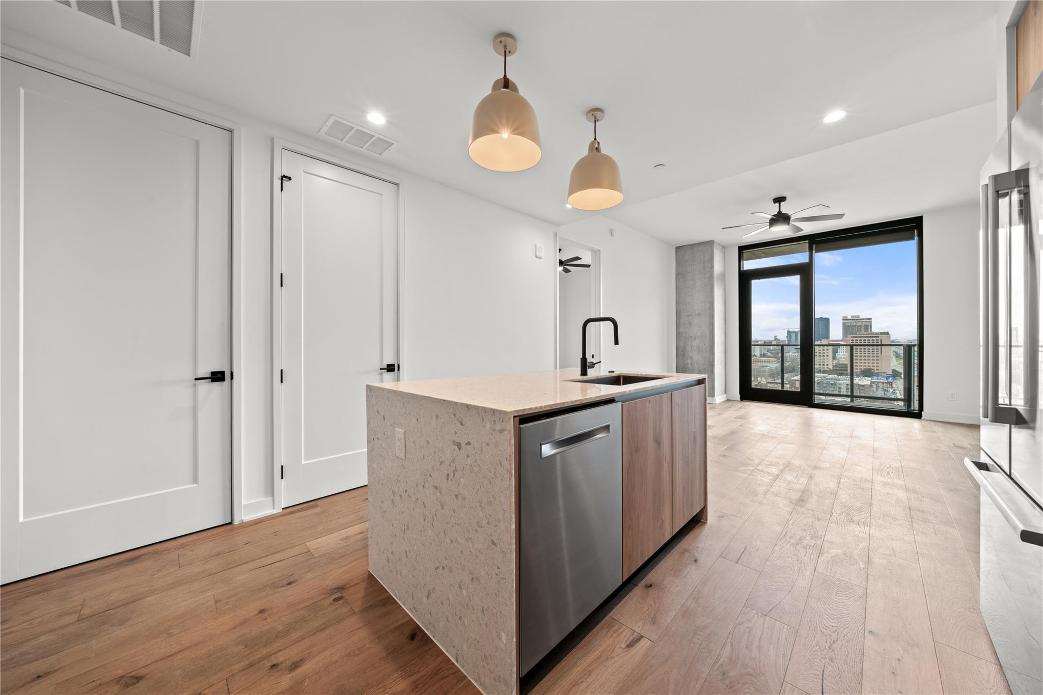 84 East Ave # 2203, Austin, TX 78701