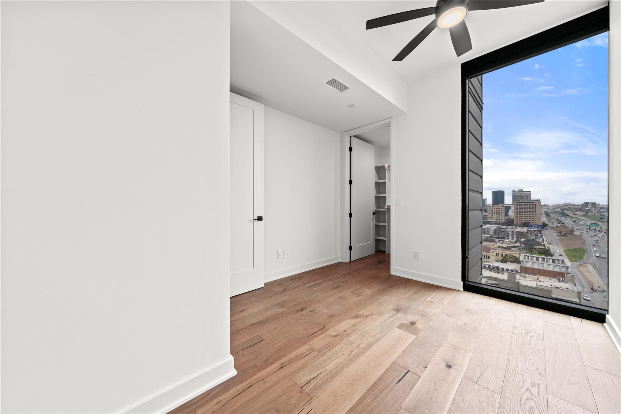 84 East Ave # 2203, Austin, TX 78701