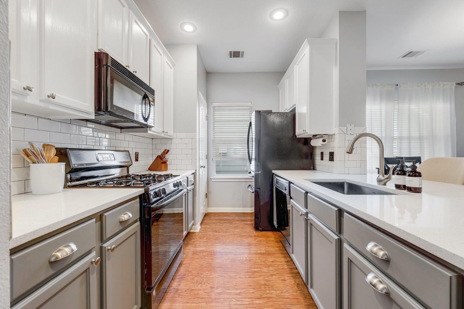 411 W St Elmo Rd # 37, Austin, TX 78745