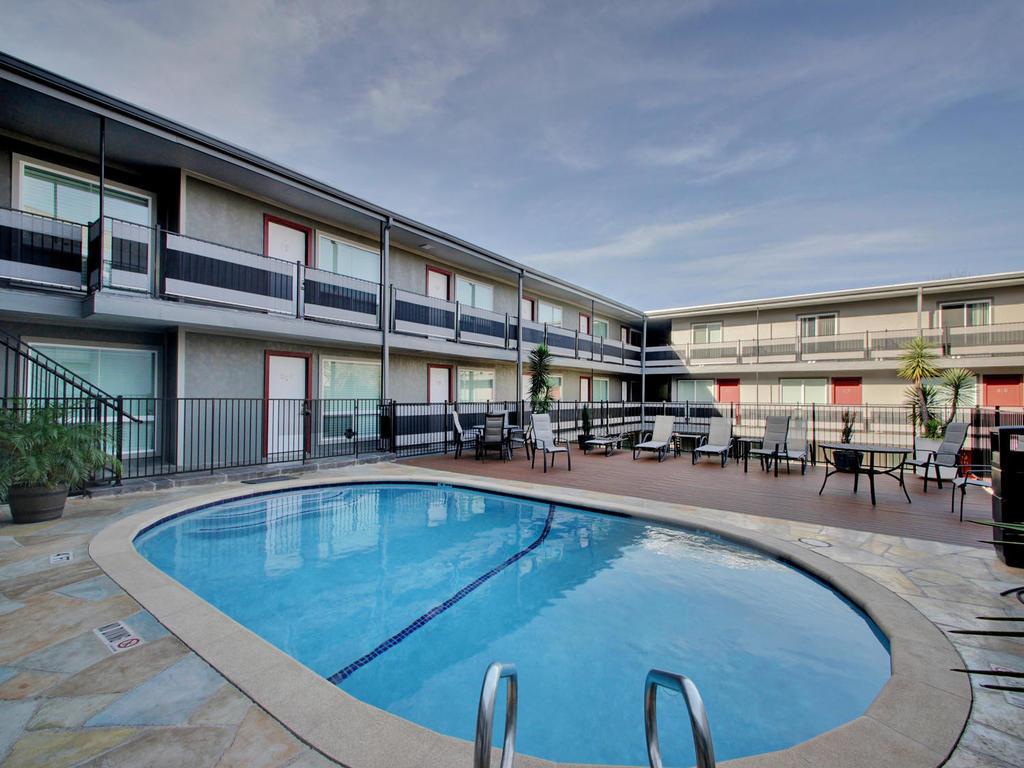 3110 Red River St # 306, Austin, TX 78705