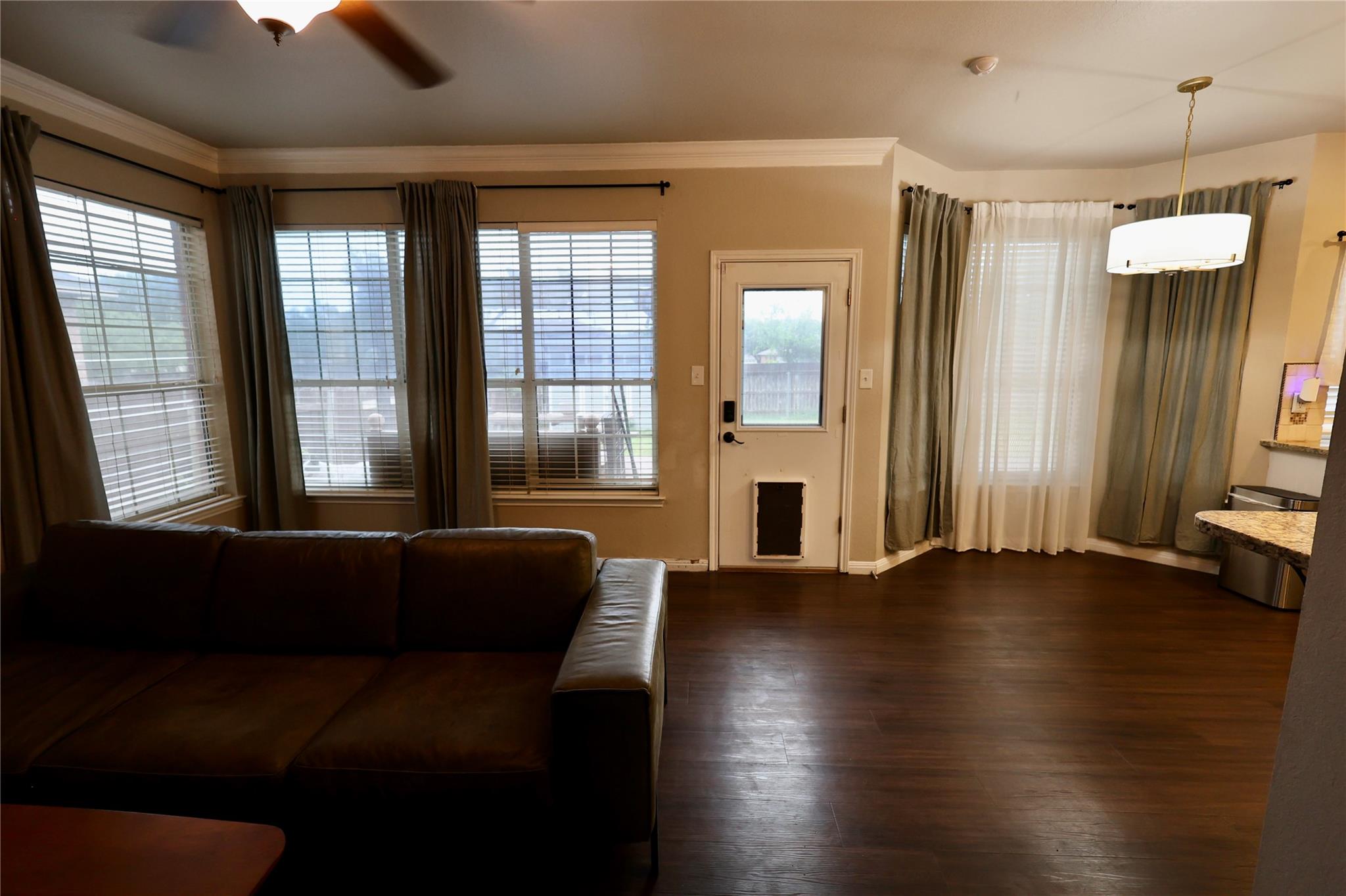 16901 Stockton Dr, Leander, TX 78641