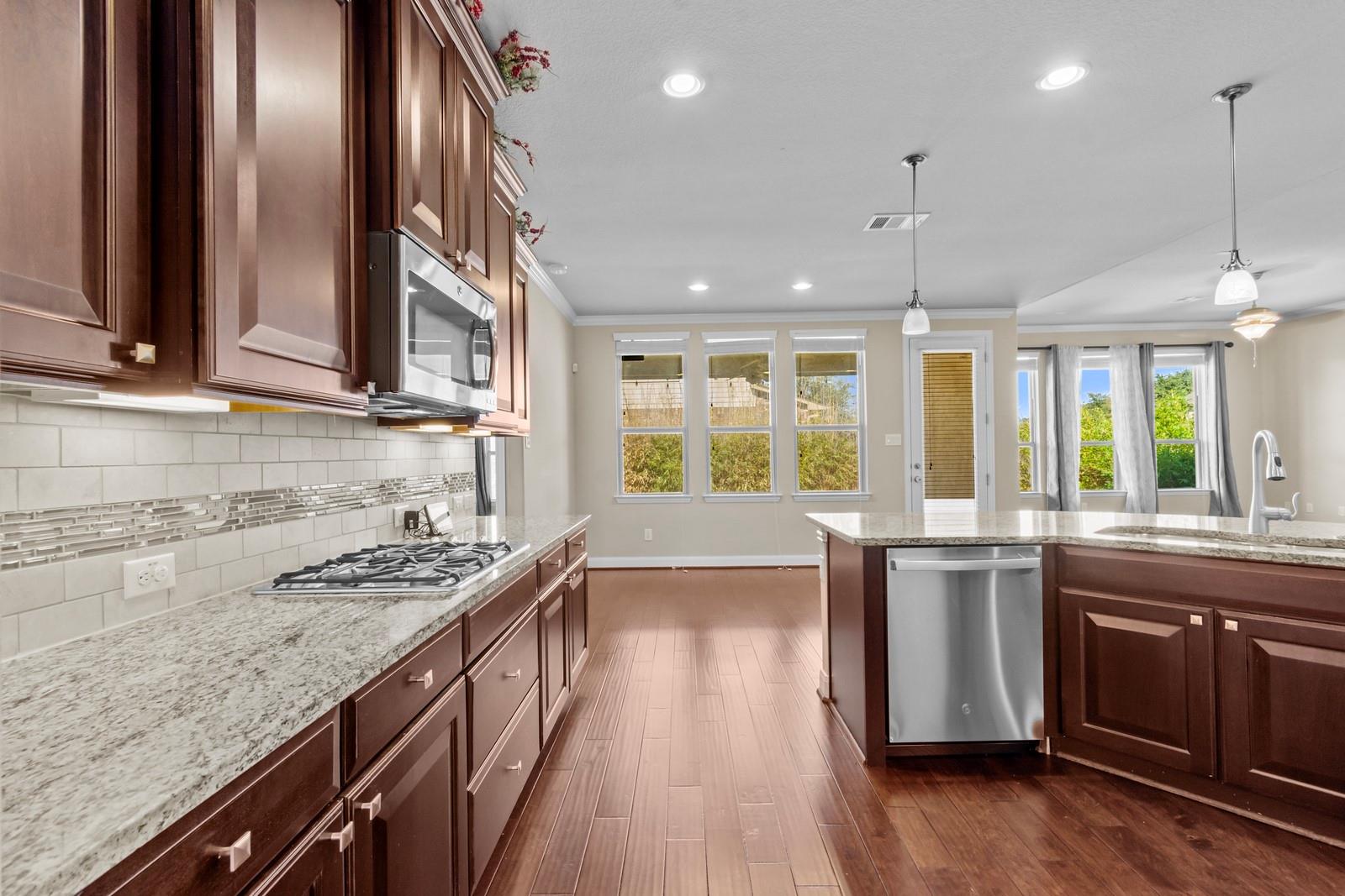 3704 Ashbury Rd, Round Rock, TX 78681