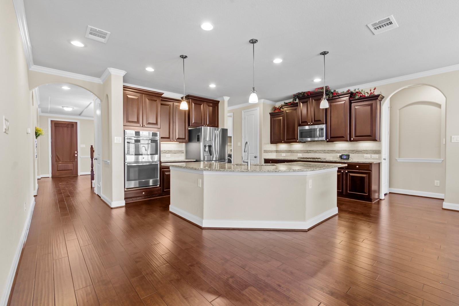 3704 Ashbury Rd, Round Rock, TX 78681
