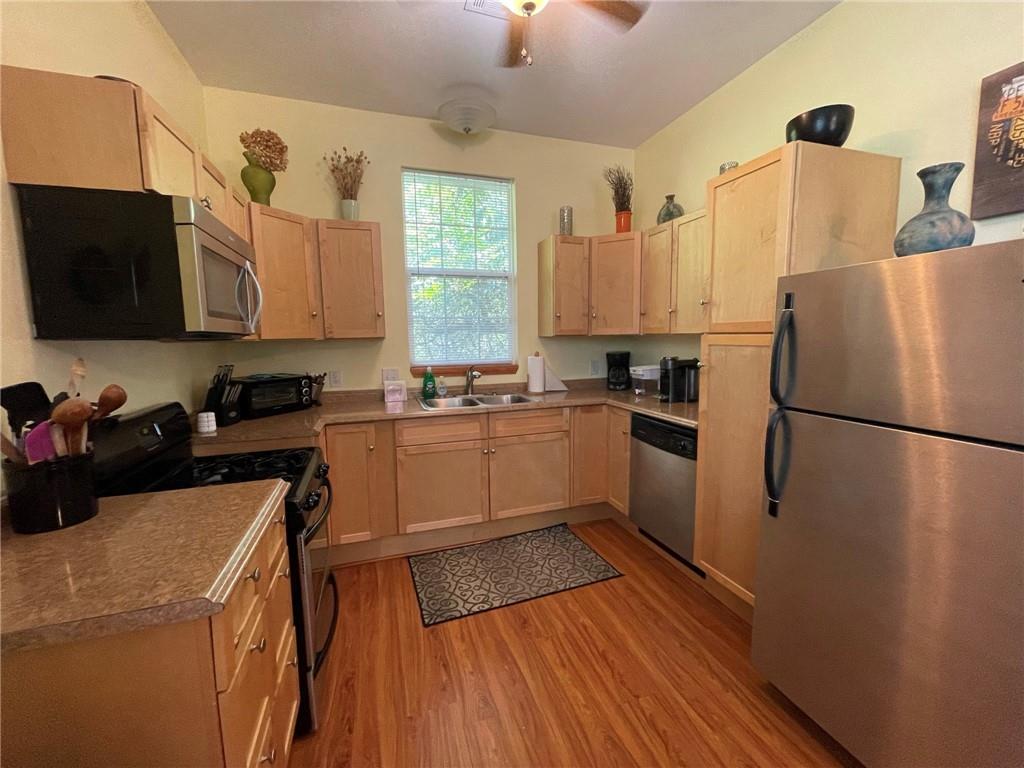 703 Josephine St # B, Austin, TX 78704