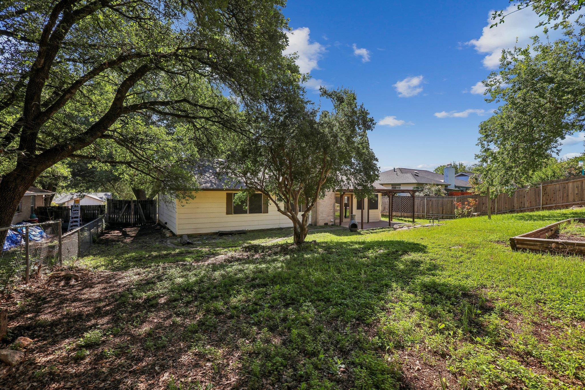 804 Spring Tree St, Round Rock, TX 78681