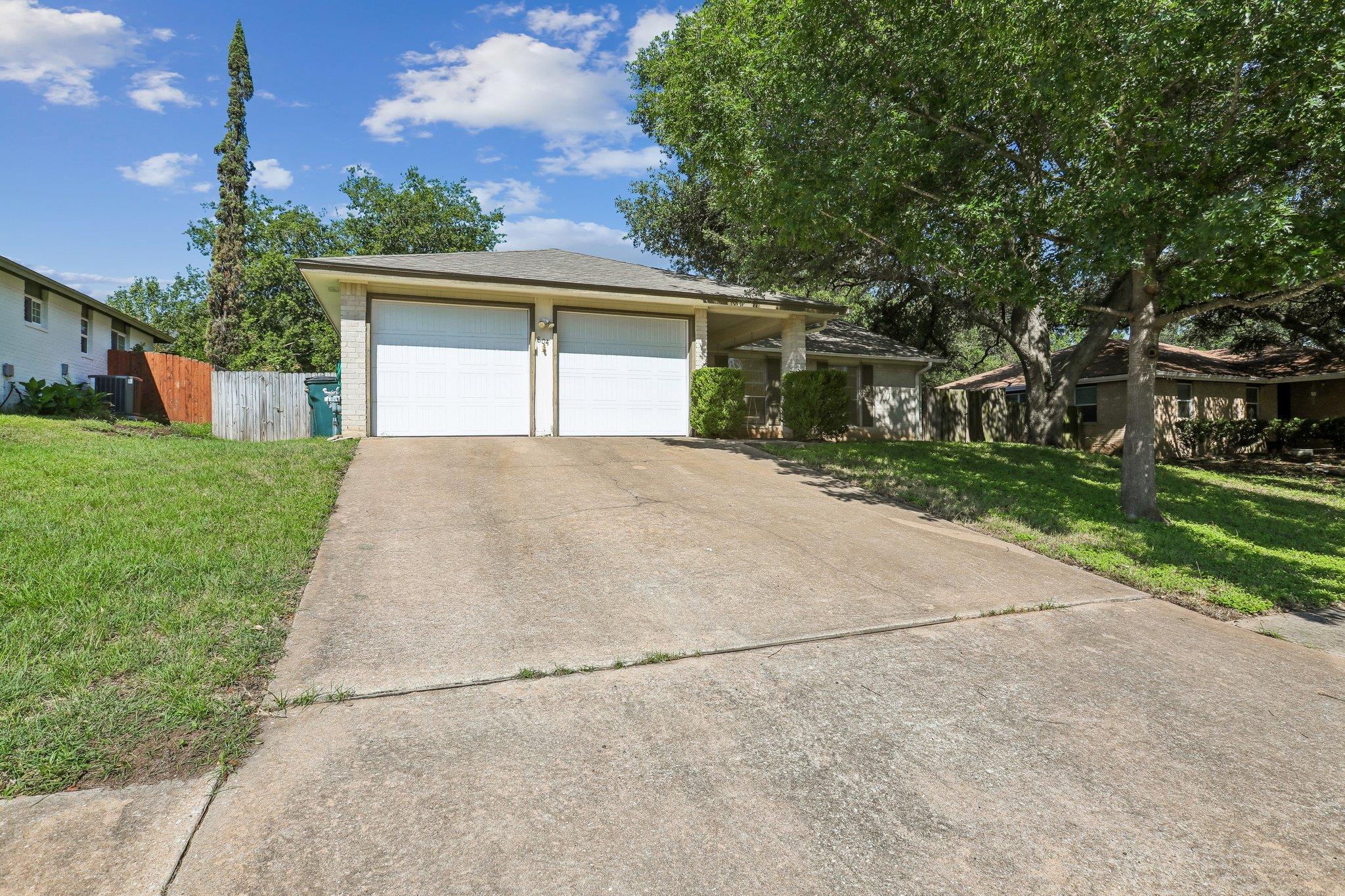 804 Spring Tree St, Round Rock, TX 78681