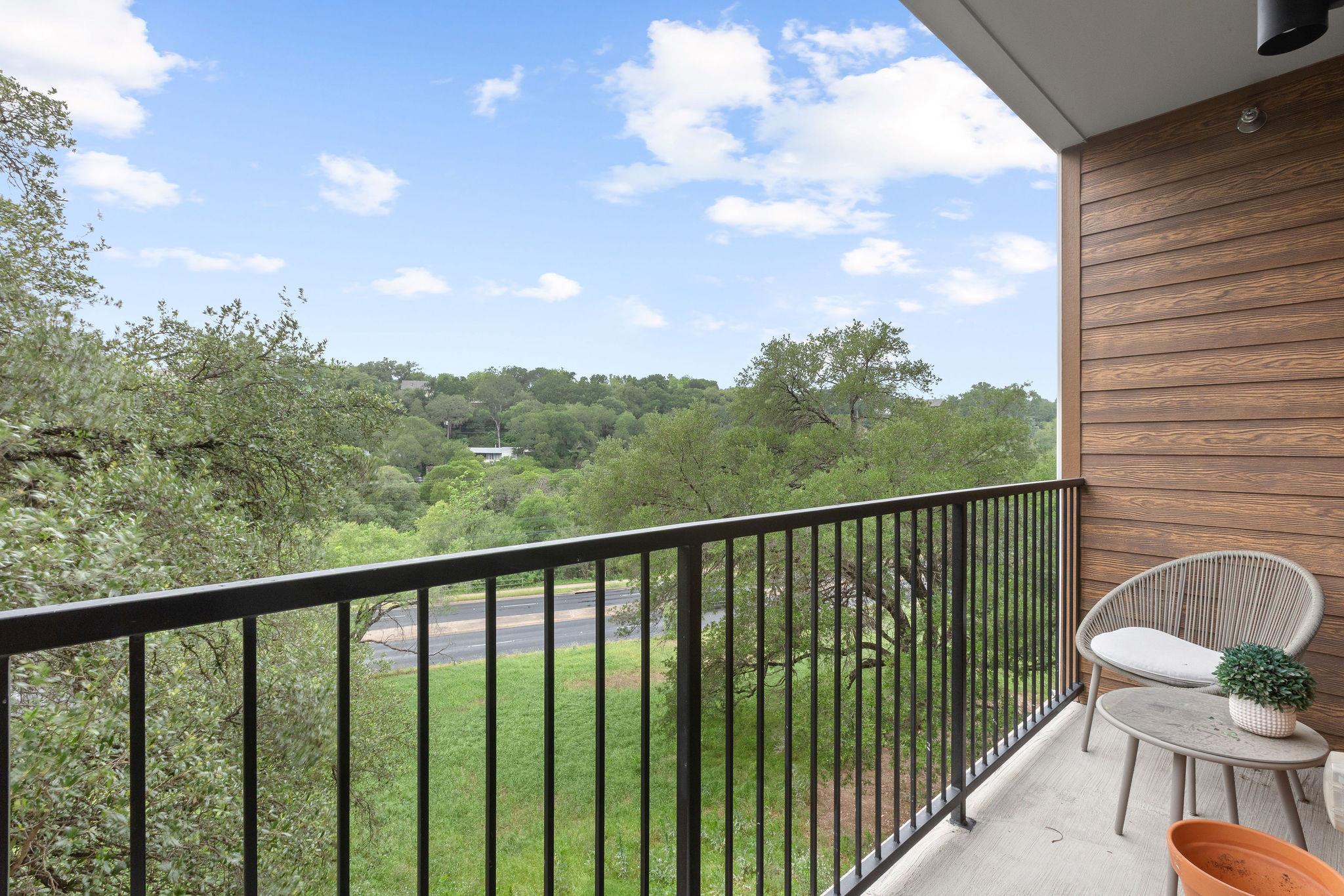 2500 Longview St # 202, Austin, TX 78705