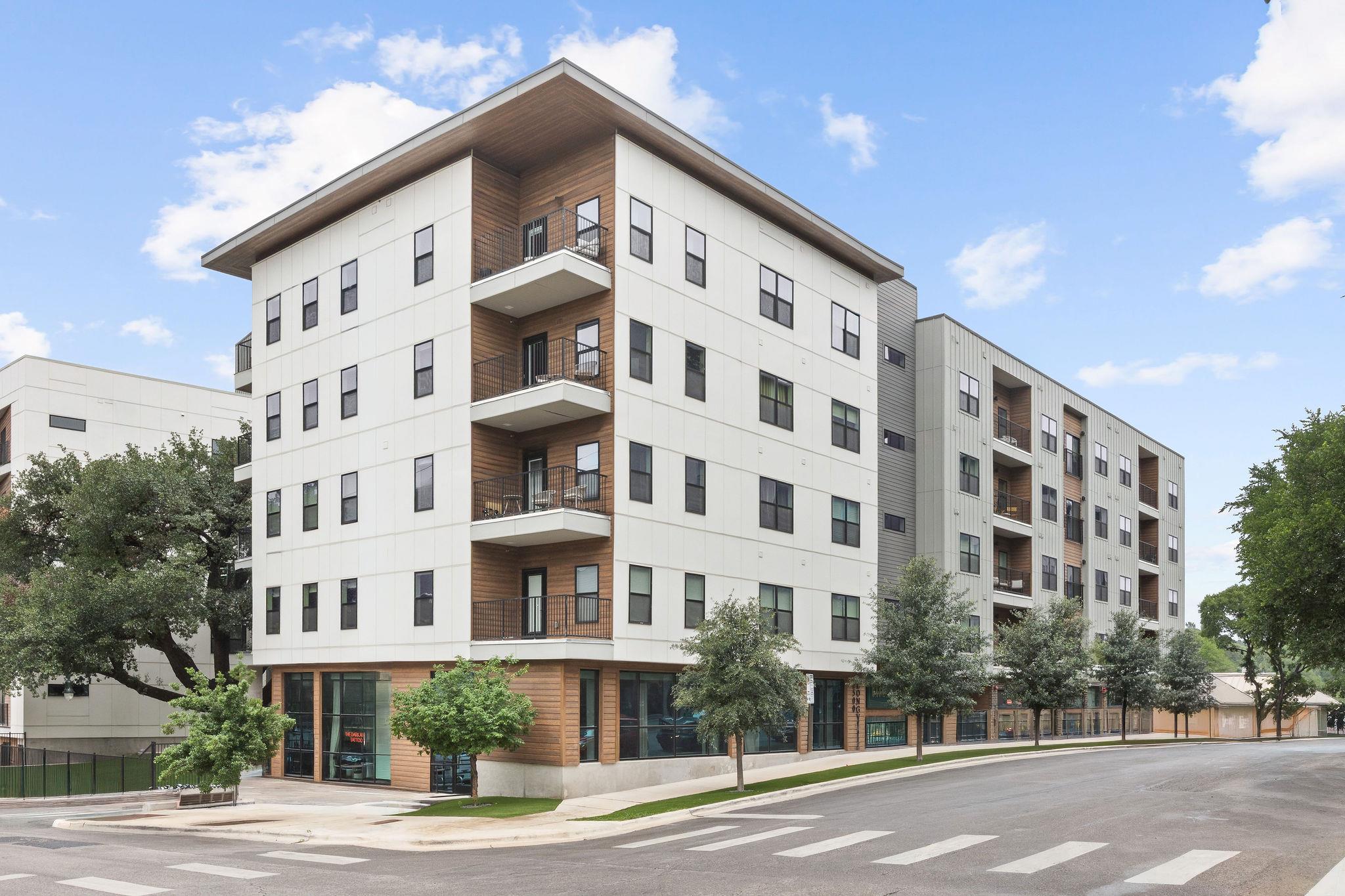 2500 Longview St # 202, Austin, TX 78705