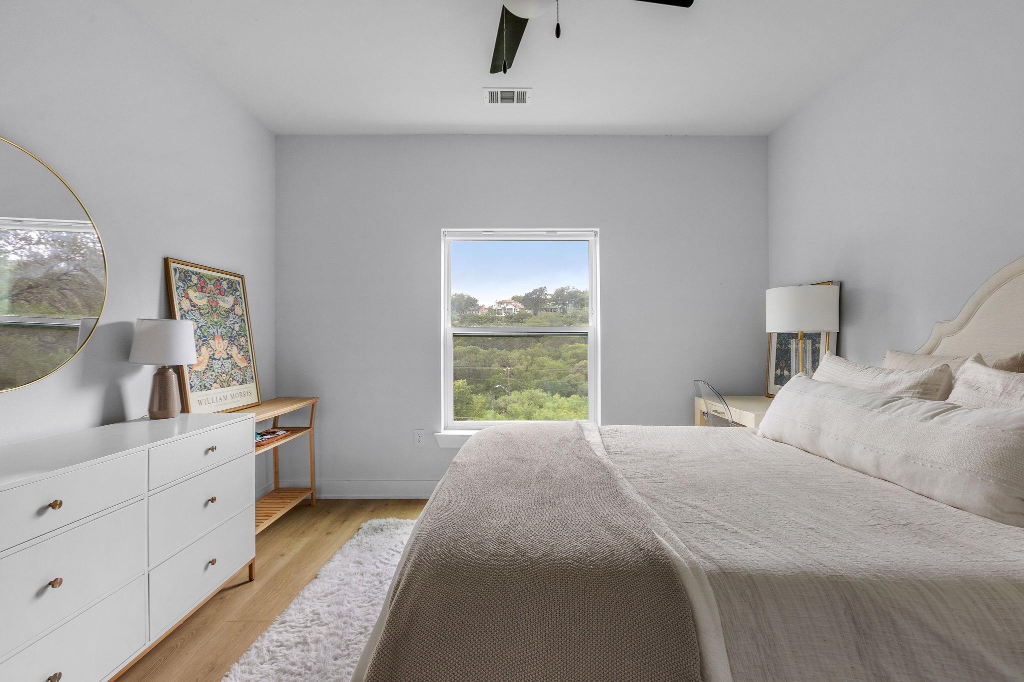 2500 Longview St # 202, Austin, TX 78705
