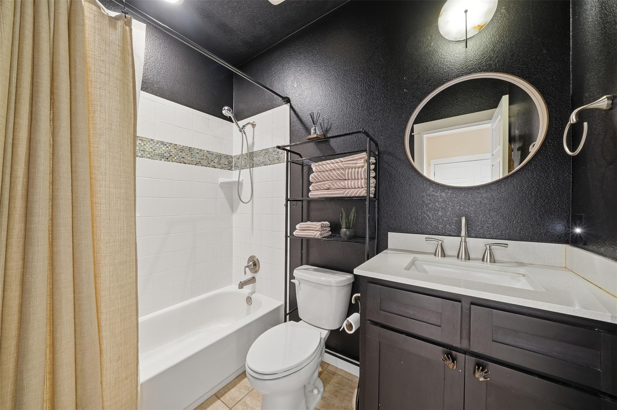 3901 Vaughan St, Austin, TX 78723