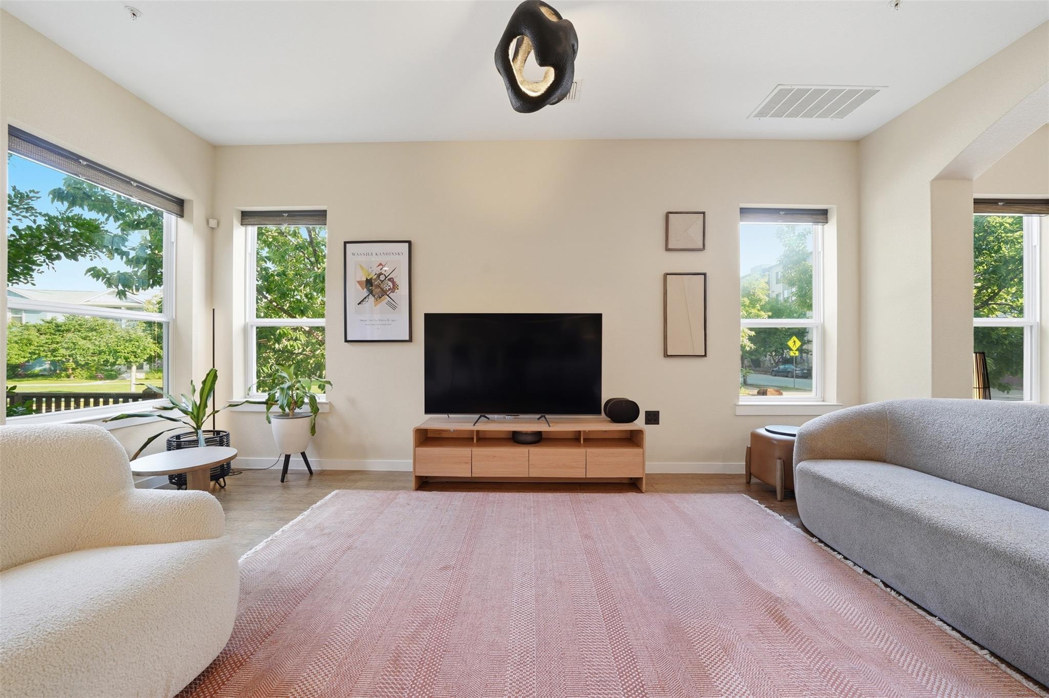 3901 Vaughan St, Austin, TX 78723