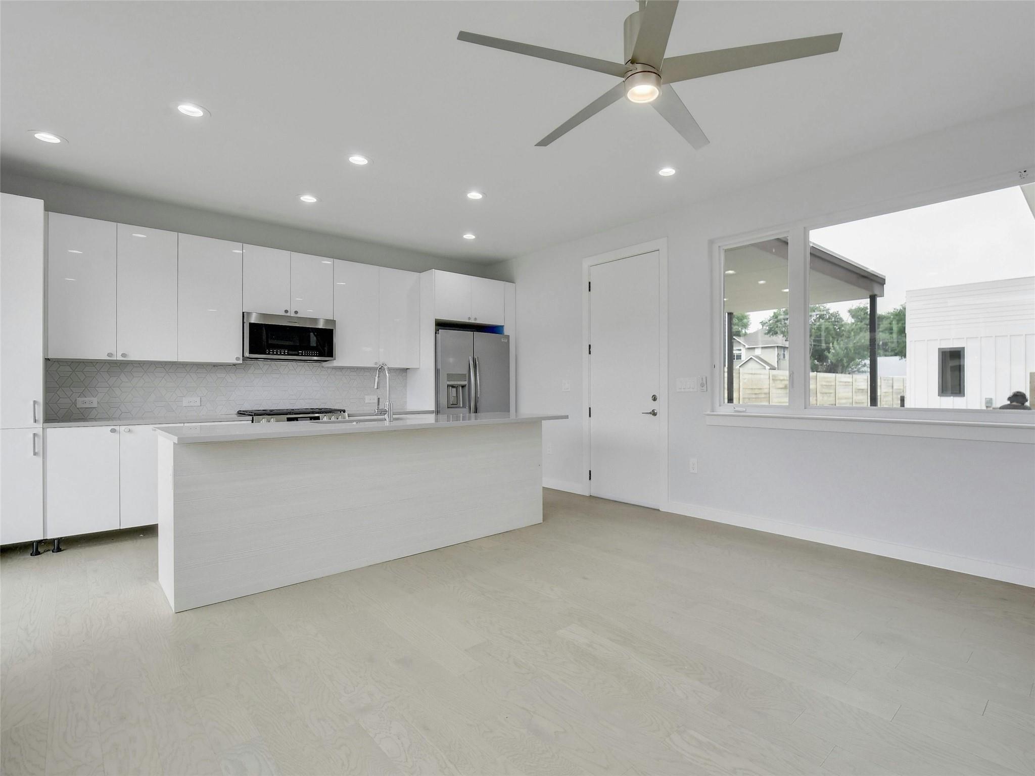 313 Blackson Ave # B, Austin, TX 78752