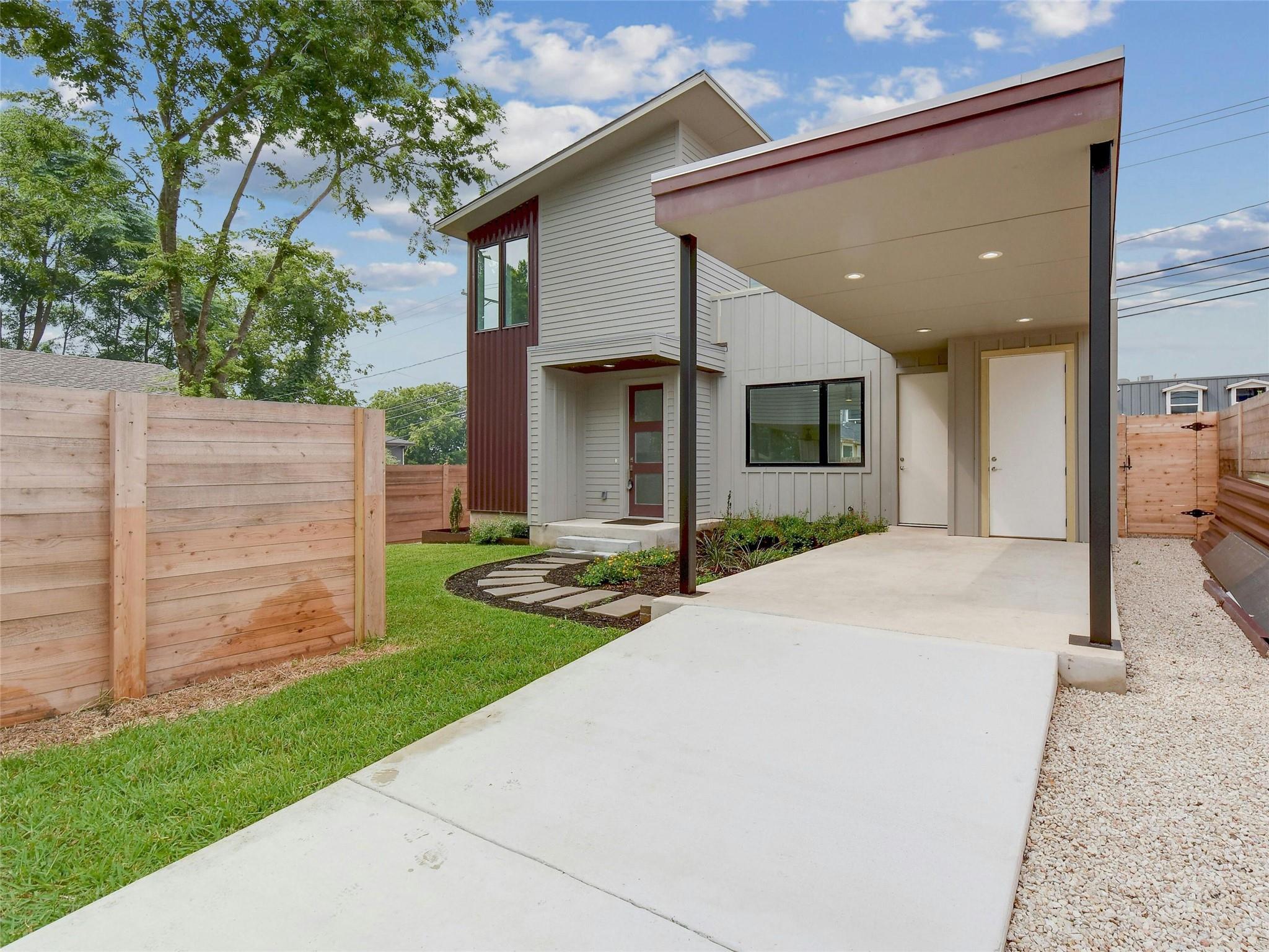 313 Blackson Ave # B, Austin, TX 78752