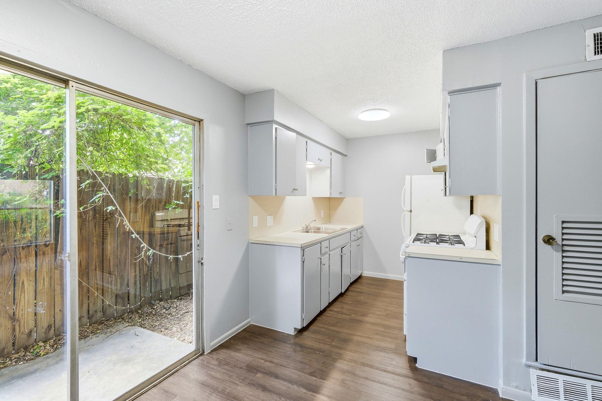 2319 Greenfield Pkwy # 105, Austin, TX 78741