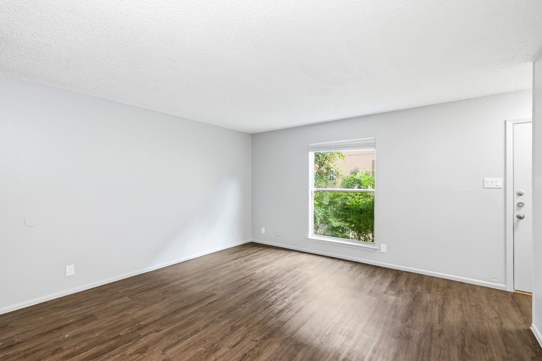 2319 Greenfield Pkwy # 105, Austin, TX 78741
