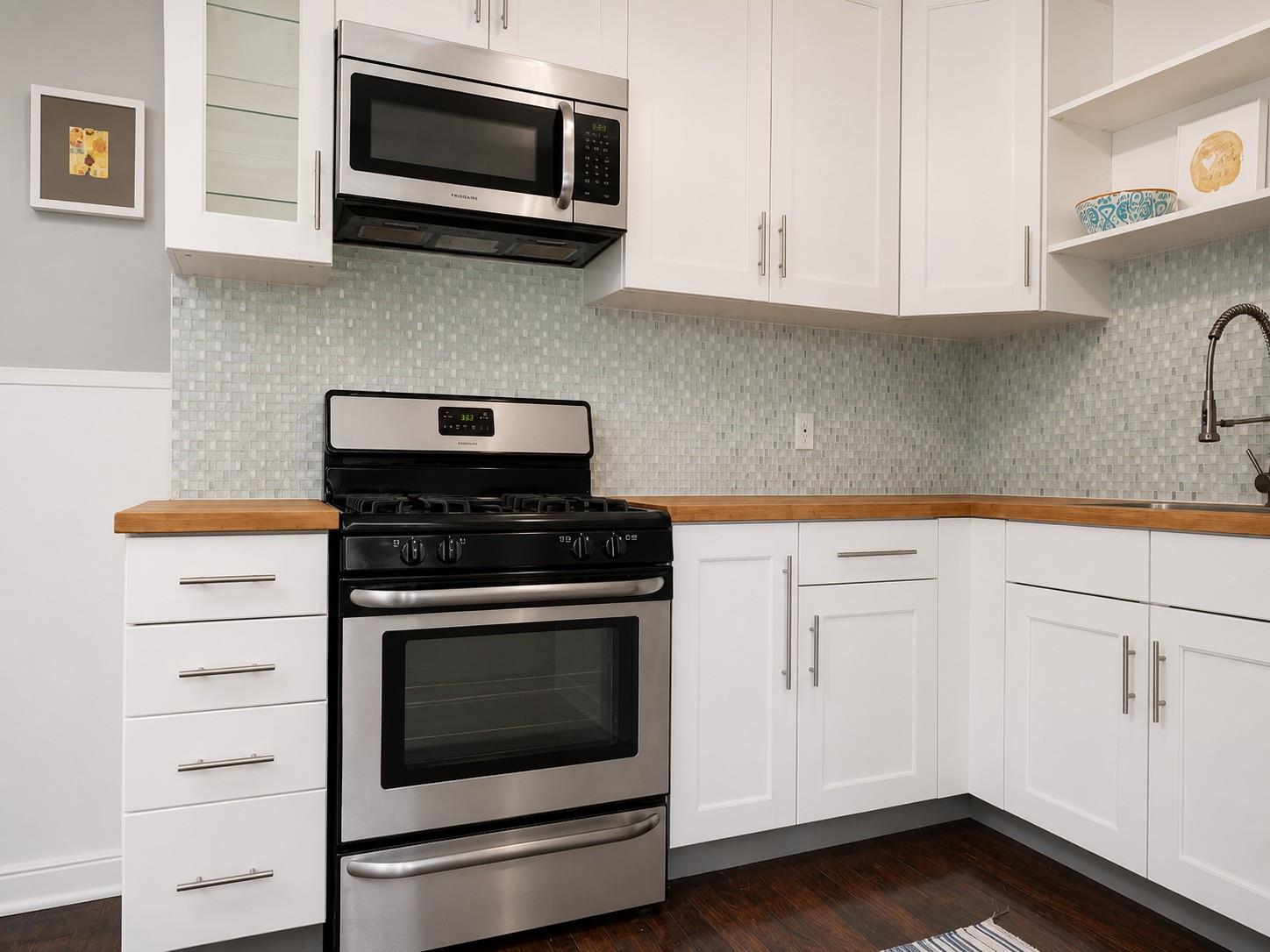 907 E 56th St, Austin, TX 78751